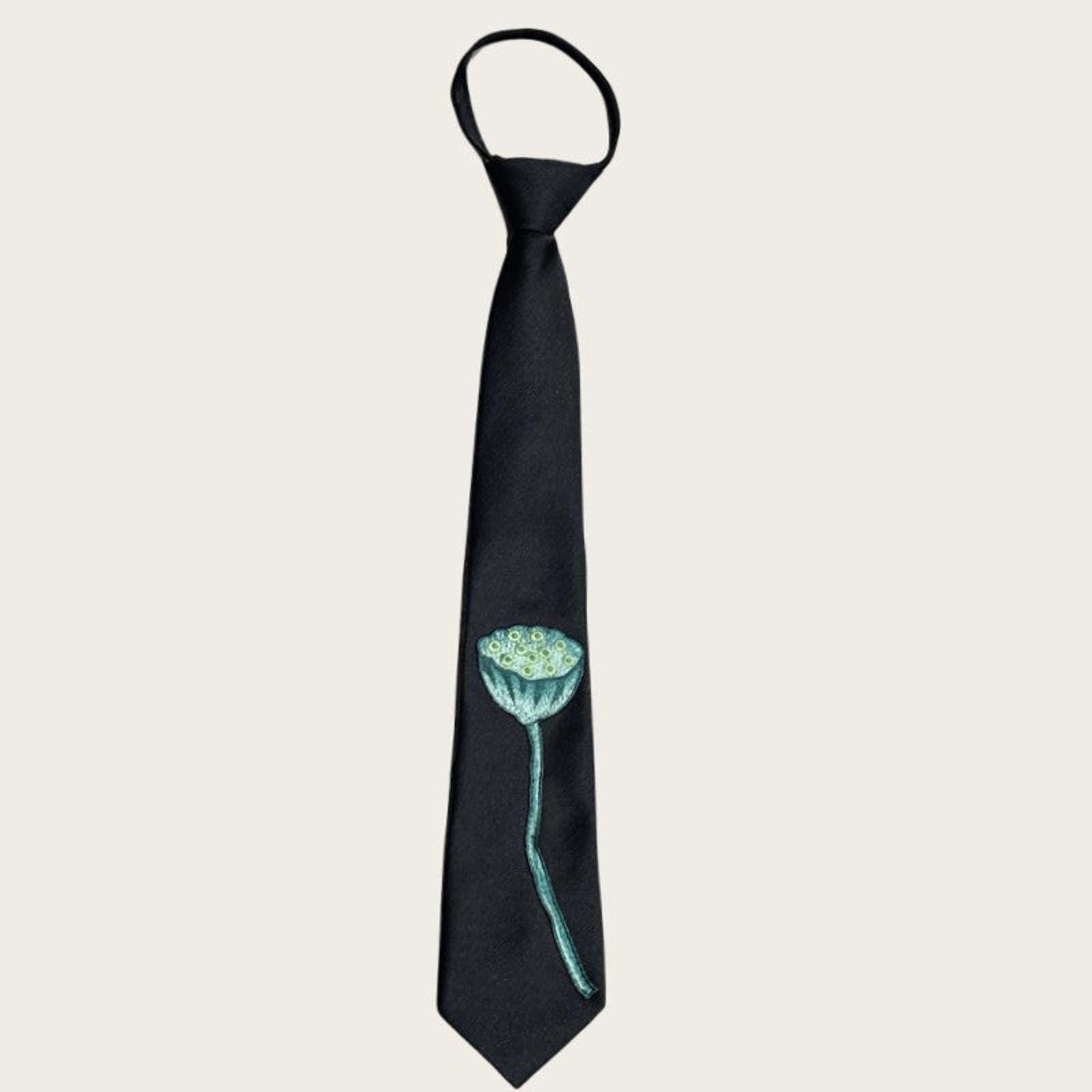Vintage Green Lotus Tie – Retro Knot-Free Statement Piece Size ONE SIZE - 2 Thumbnail