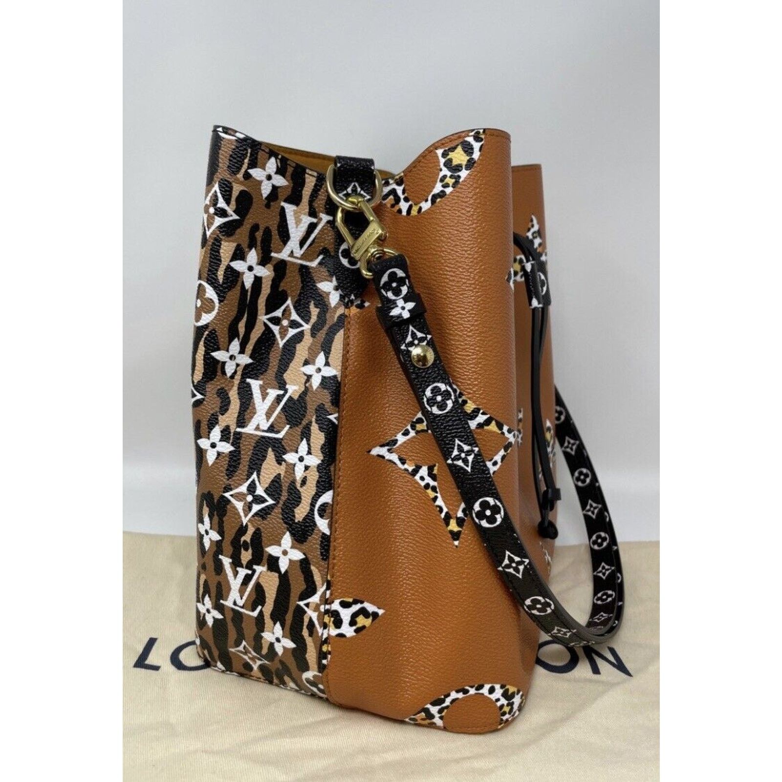 Louis Vuitton Louis Vuitton NéoNoé Jungle Monogram Caramel Limited Edition Size ONE SIZE - 5 Thumbnail