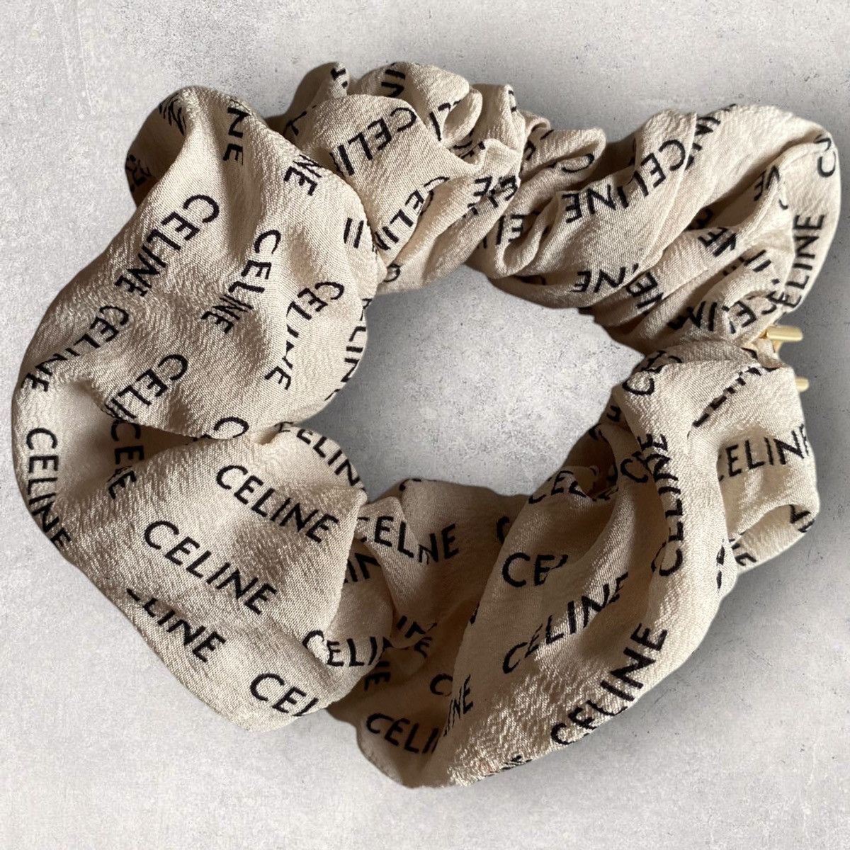 Celine × Hedi Slimane Celine Triomphe Scrunchie Silk Ivory Size ONE SIZE - 2 Thumbnail