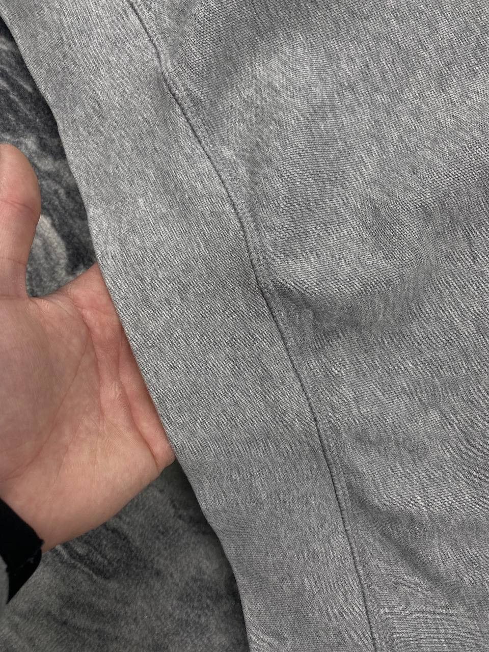 Prada Prada Luna Rossa Sweatshirt Men Size L Gray Size US L / EU 52-54 / 3 - 13 Thumbnail