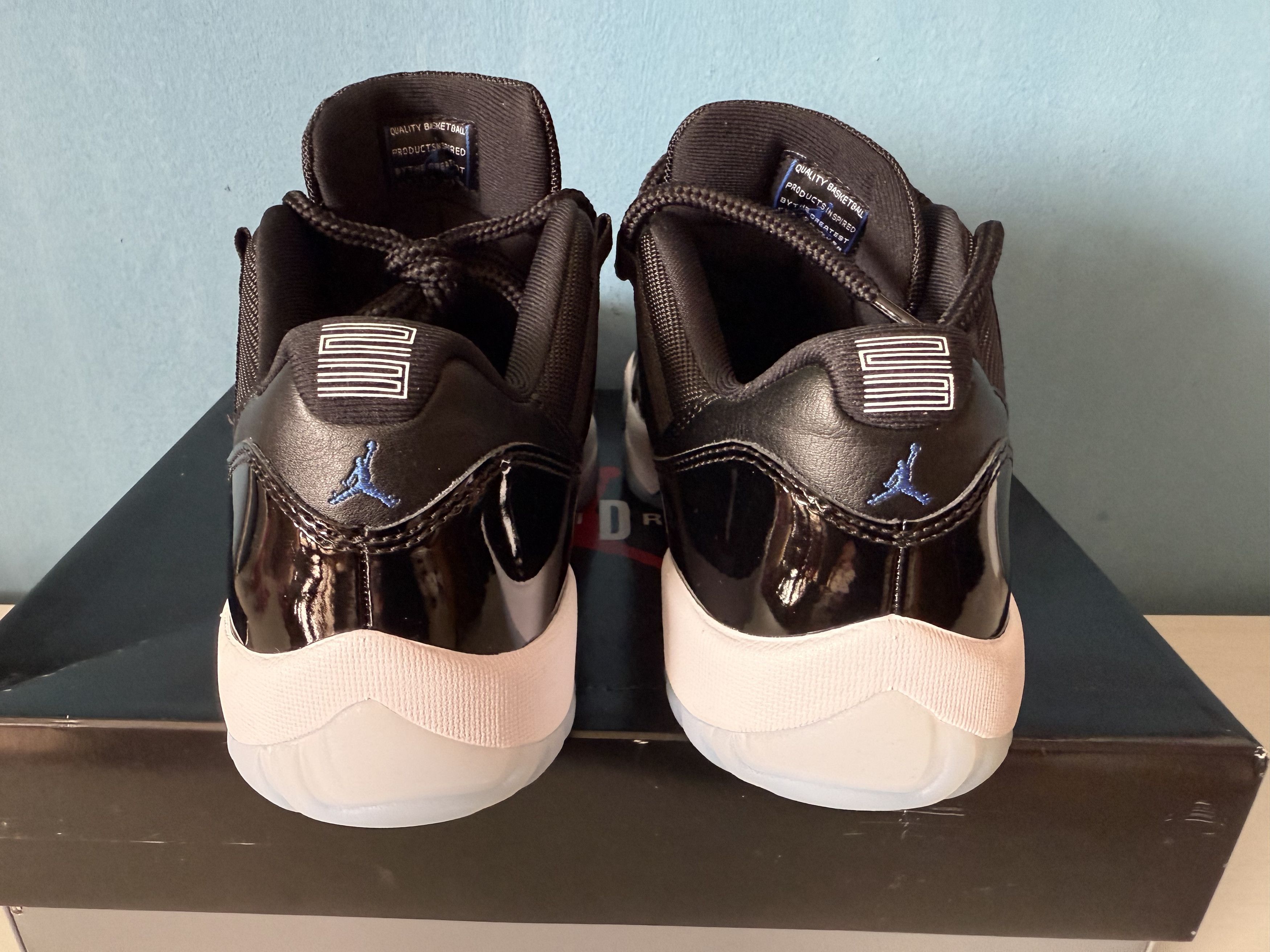 Jordan Brand Air Jordan 11 Low Space Jam Size US 8.5 / EU 41-42 - 4 Thumbnail