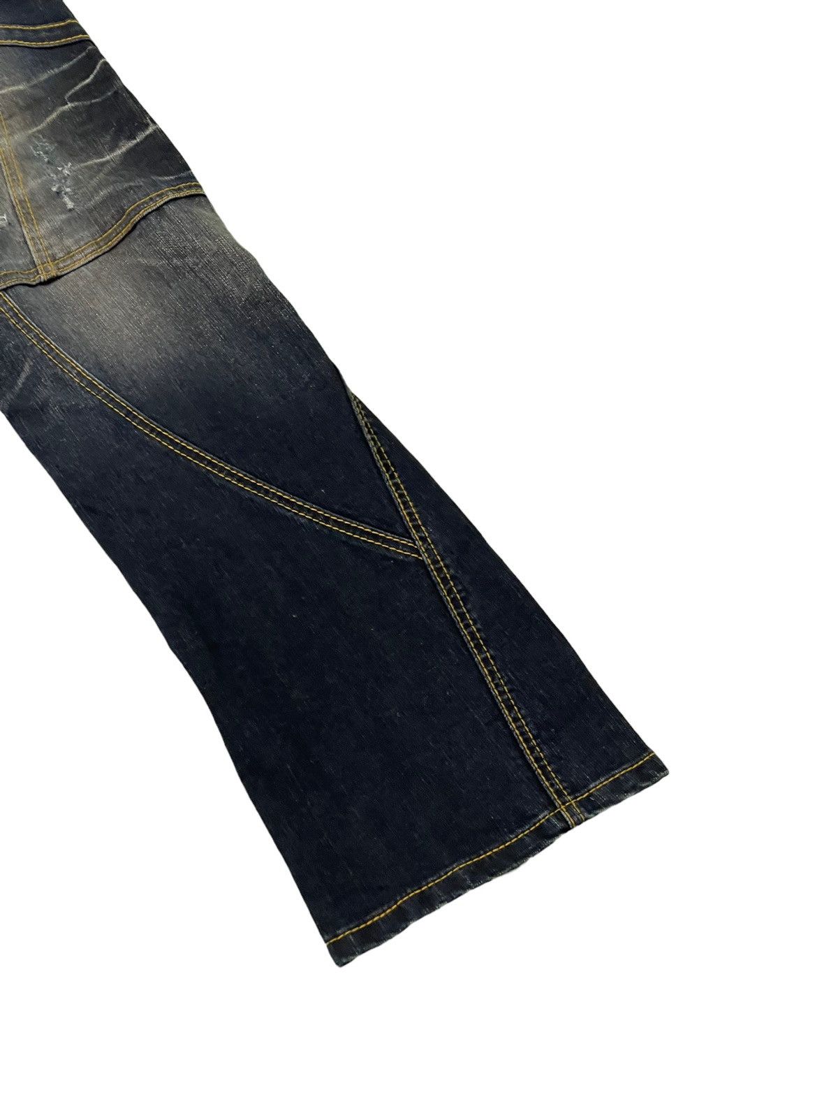 Japanese Brand Flare Jeans Hideaways Nicole Distress Low Rise Stretch 7🟦5 Size US 31 - 4 Thumbnail