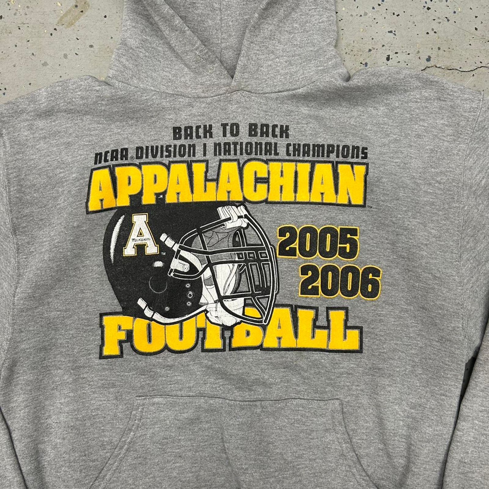 Russell Athletic 2000s Appalachian State University football hoodie Size US M / EU 48-50 / 2 - 2 Thumbnail