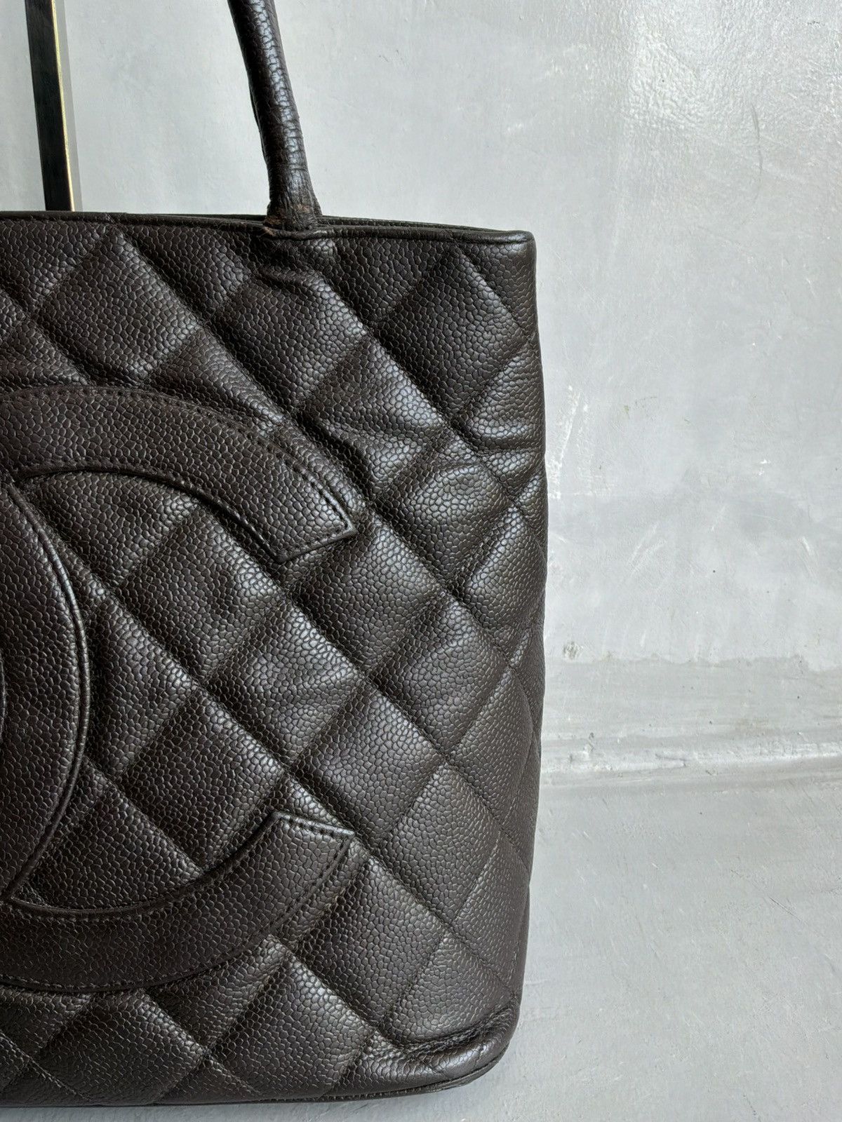 Chanel 2001 - Chanel Quilted Caviar Medallion Bag Size ONE SIZE - 5 Thumbnail