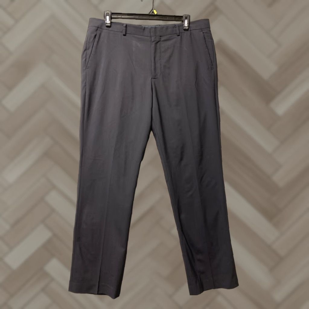 Bonobos Bonobos Dress Pants Men 38x32 Dark Navy Wool /0221 Dress Pants Bonobos Mens 38x32 Straight Front Flat Pockets Wool Formal Casual Business Season All Size US 38 / EU 54 - 1 Thumbnail