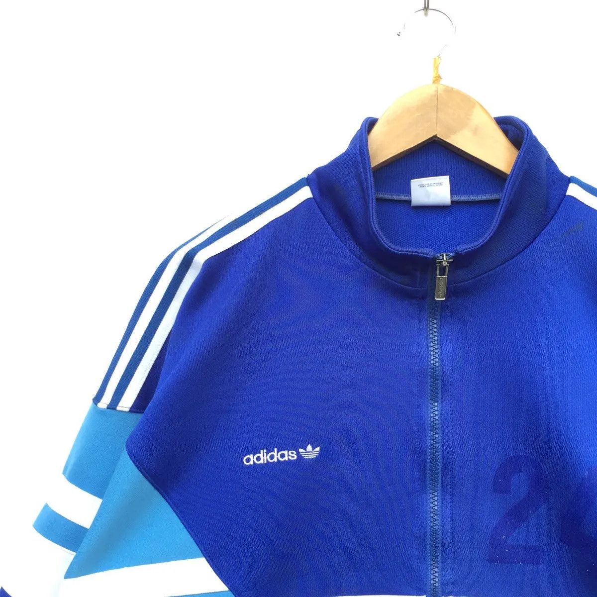 Adidas Vintage 90s Adidas Trefoil Small Logo | Nirasaki Soccer | M Size US M / EU 48-50 / 2 - 2 Thumbnail