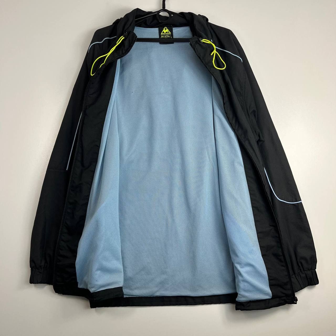 Le Coq Sportif Manchester City Windbreaker Jacket Le Coq Sportif Football L Size US L / EU 52-54 / 3 - 11 Thumbnail