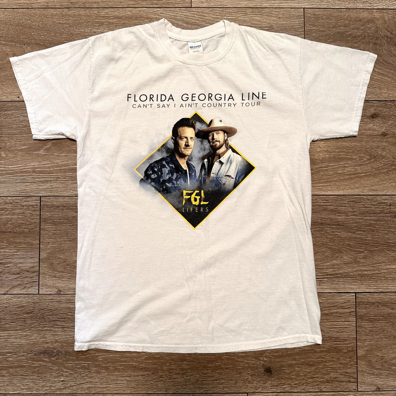Gildan 2019 Florida Georgia Line Tour White -Shirt Medium Size US M / EU 48-50 / 2 - 1 Thumbnail