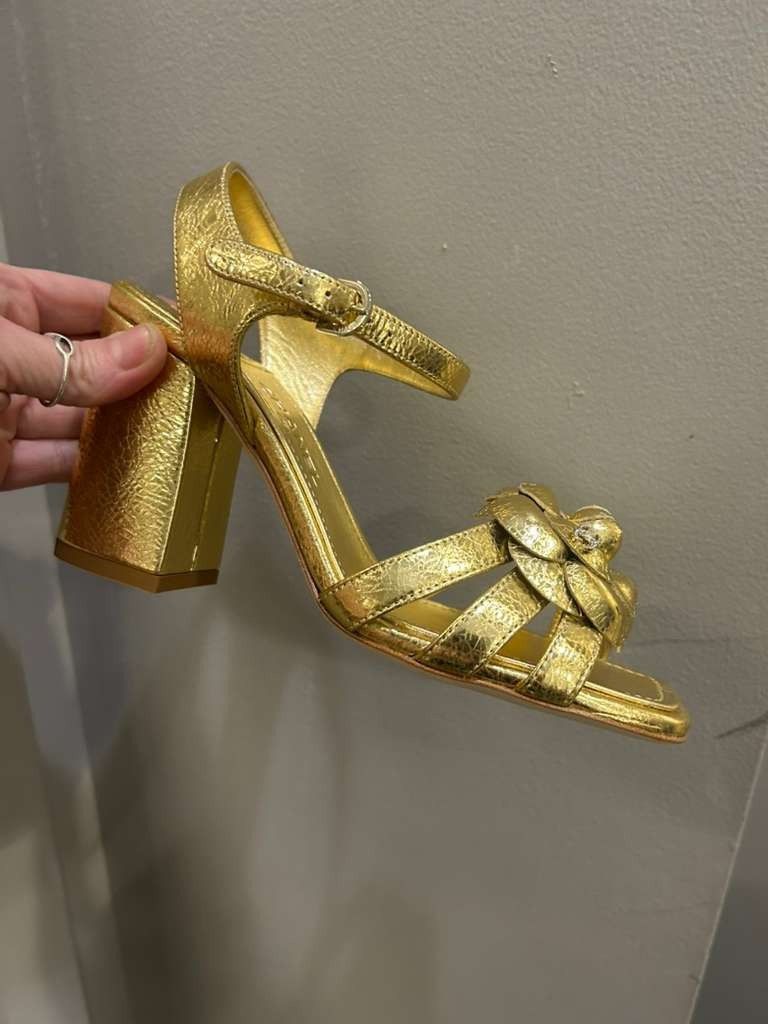 Chanel os11x0426 Strappy Heel Sandals in Gold Size US 9 / IT 39 - 1 Preview