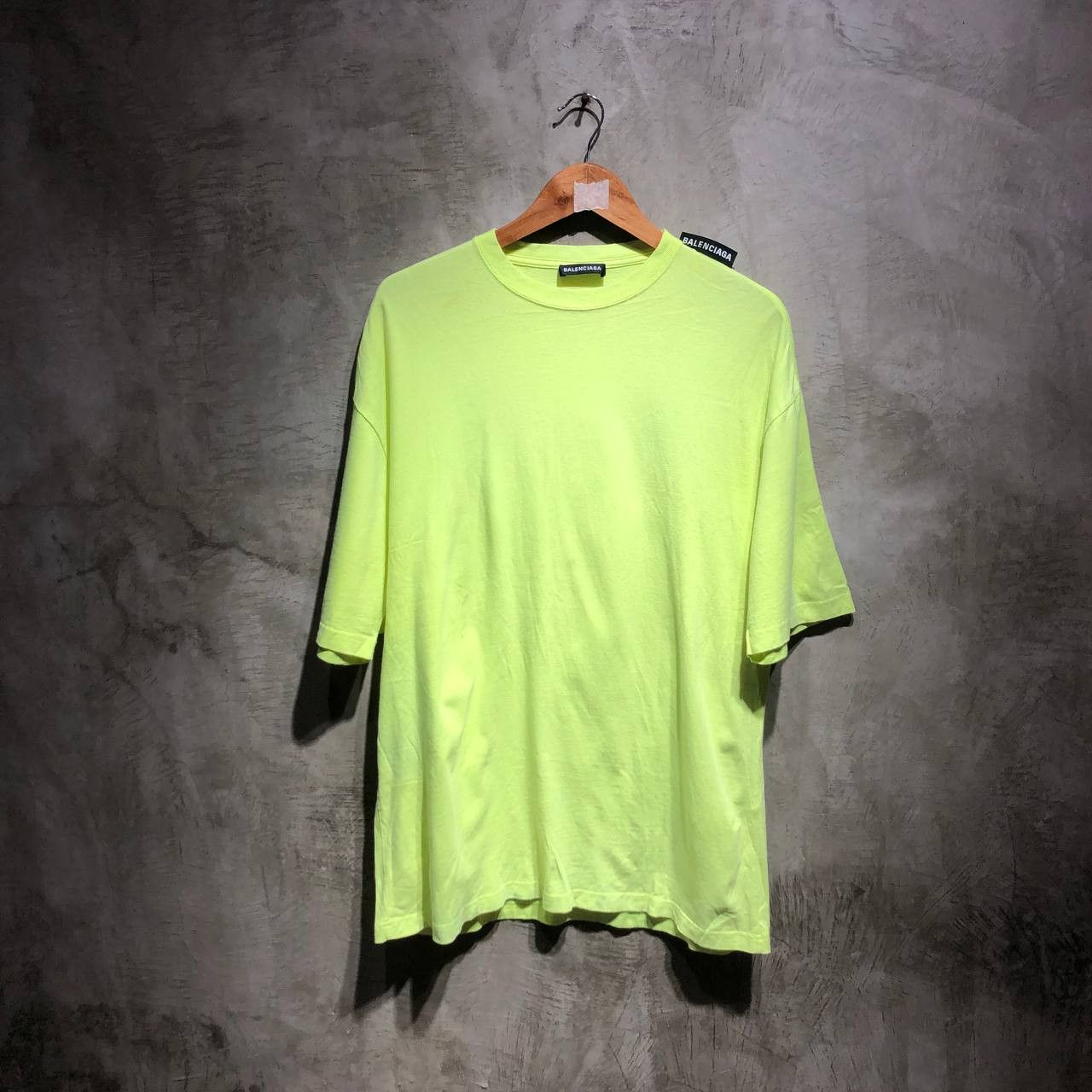image of Balenciaga Neon Logo Patch Detail Tee in Neon Yellow, Men's (Size Large)