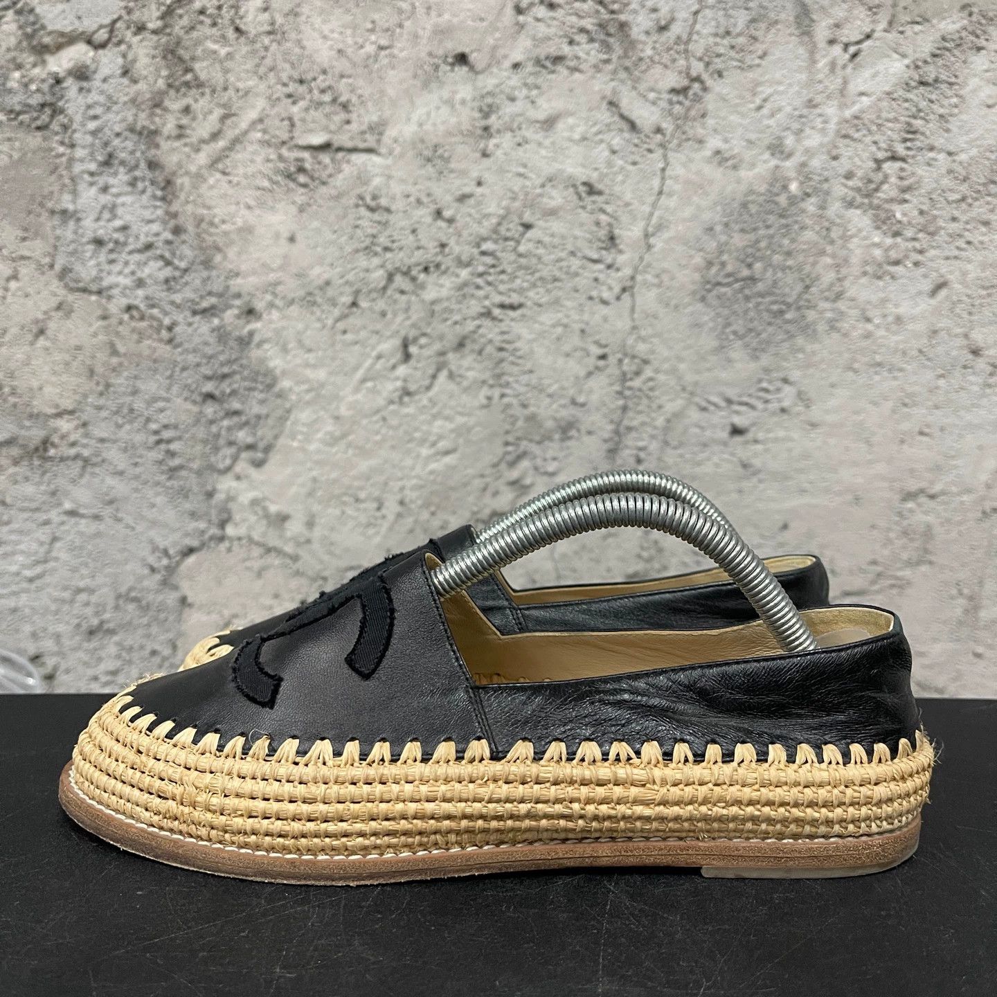 Chanel Chanel Fisherman Shoes 37 As Is Size US 6 / IT 36 - 2 Thumbnail