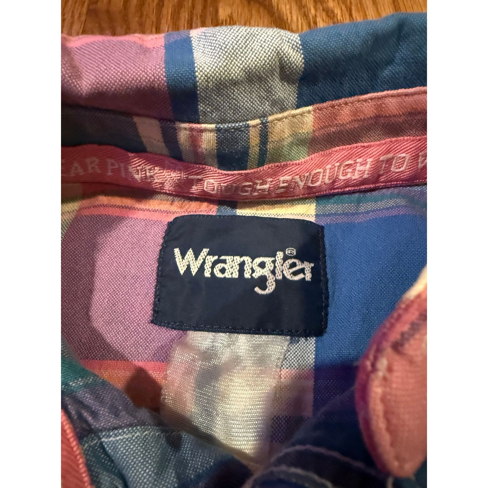 Wrangler Wrangler “Tough Enough to Wear Pink” Western Button-Up Shirt Size US XL / EU 56 / 4 - 3 Thumbnail