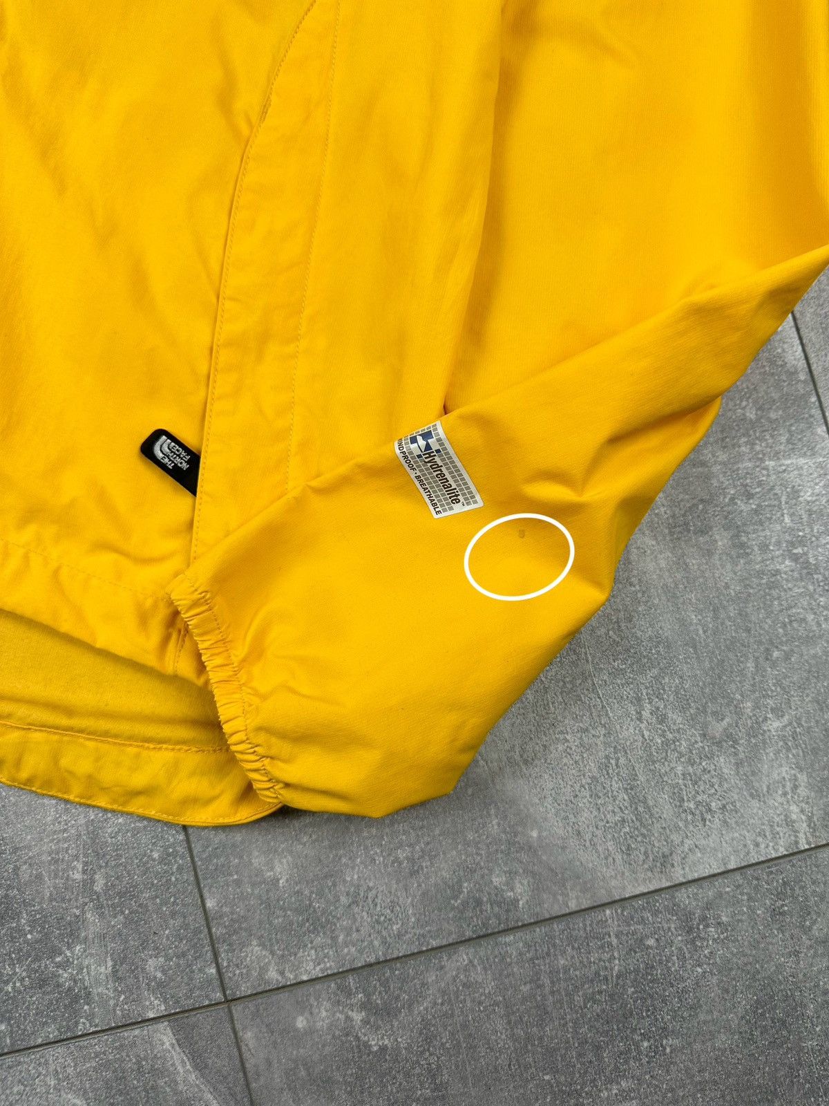 The North Face Mens The North Face Outdoor Yellow Light Jacket Size US XS / EU 42 / 0 - 4 Thumbnail