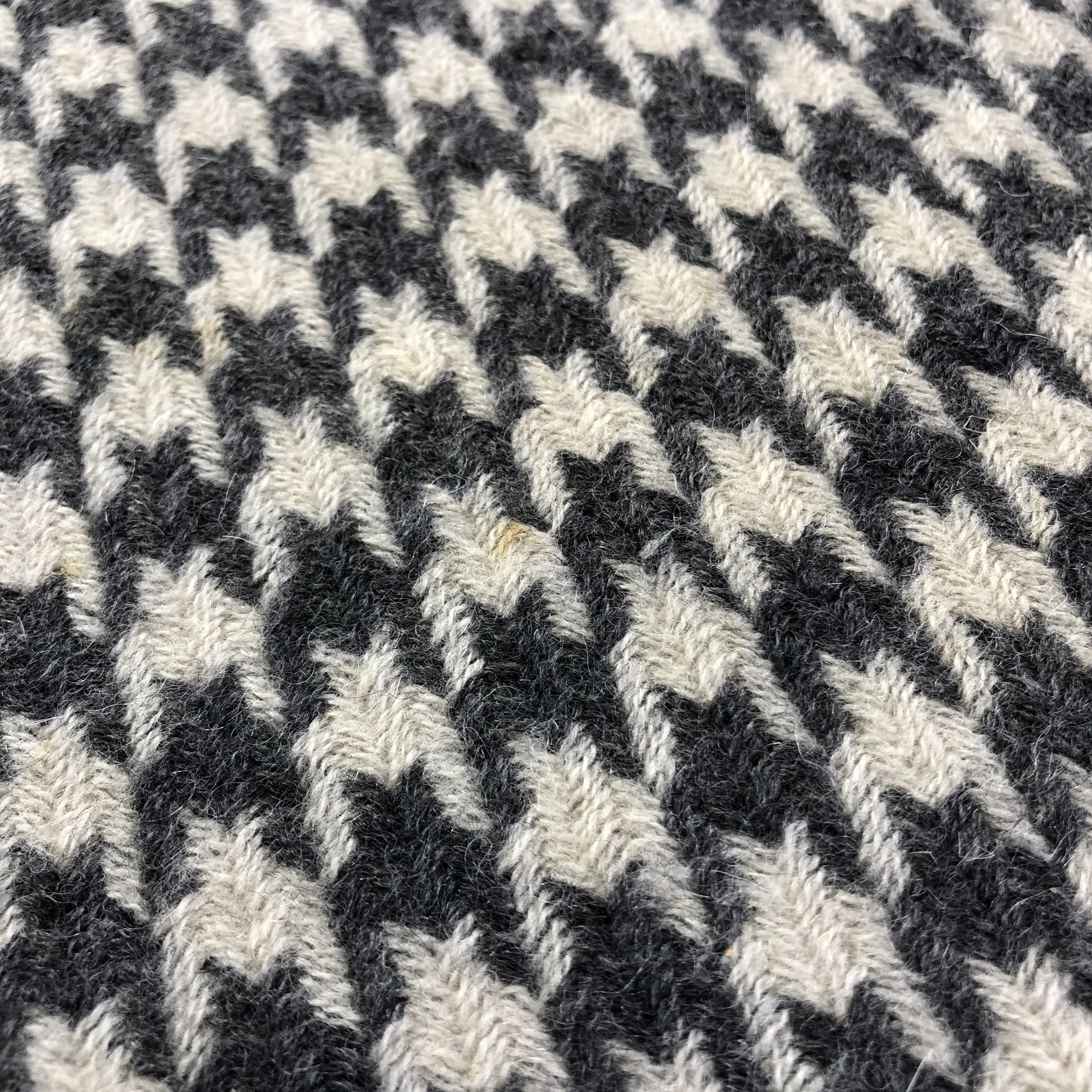 Pierre Balmain Balmain Houndstooth Cashmere Scarf Muffler Neckwear V2407 Size ONE SIZE - 9 Thumbnail