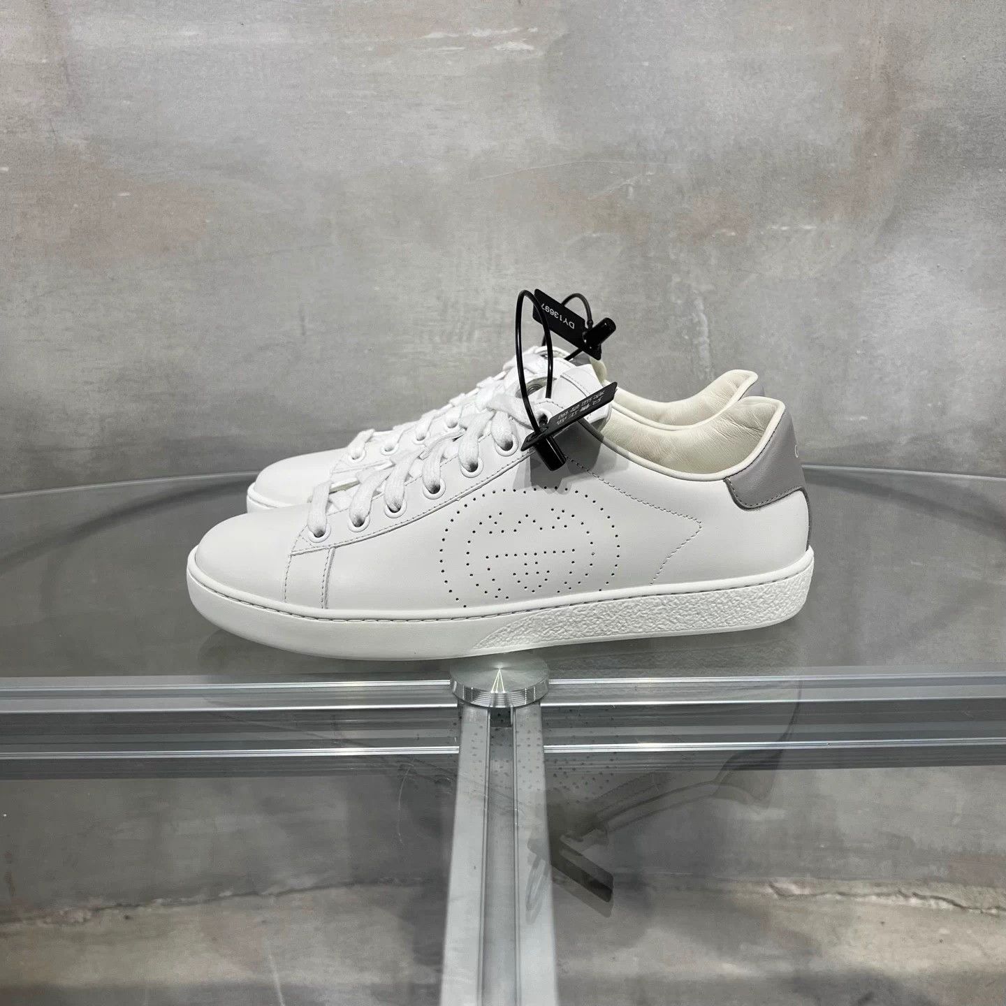 Gucci Gucci GG white sneakers BNIB EU 37 Size US 6 / IT 36 - 3 Thumbnail
