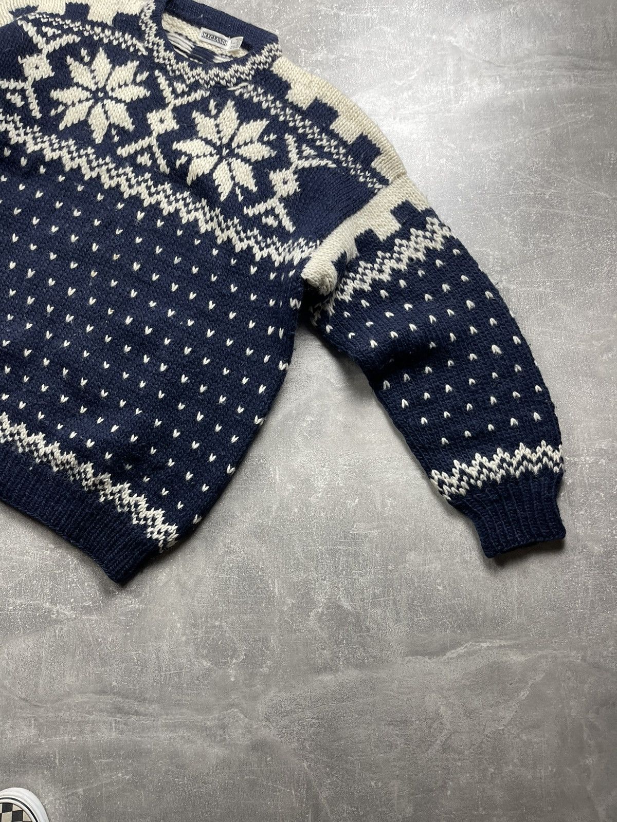 Vintage Vintage MECLAND Hand Knitted Wool Fair Isle Sweater Size US L / EU 52-54 / 3 - 5 Thumbnail