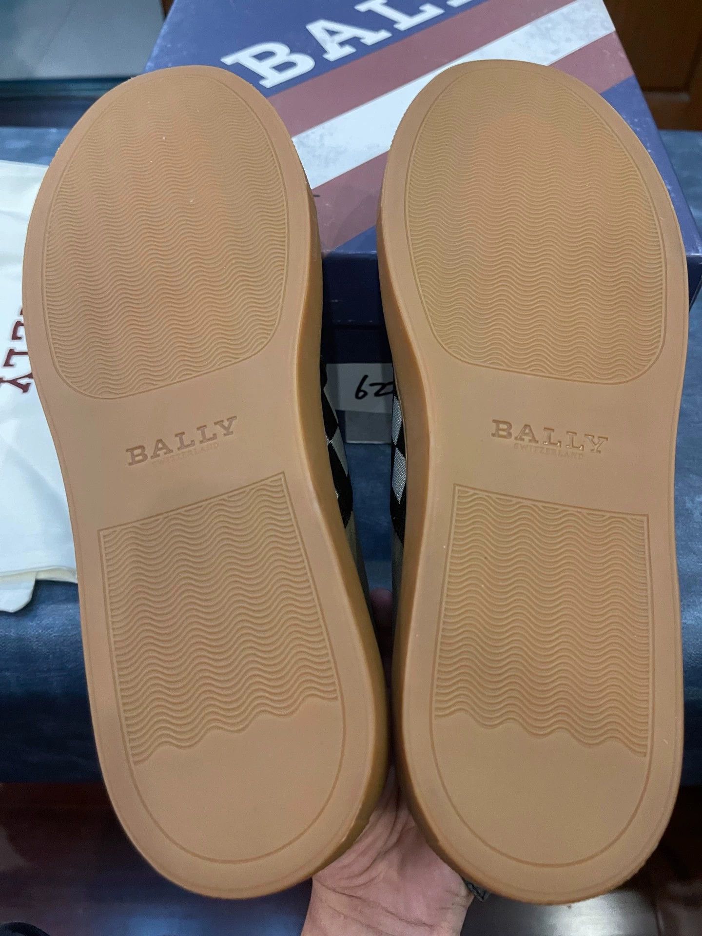 Bally Bally Mid-Top Suede Sneakers 42.5/43.5 Size US 9.5 / EU 42-43 - 6 Thumbnail