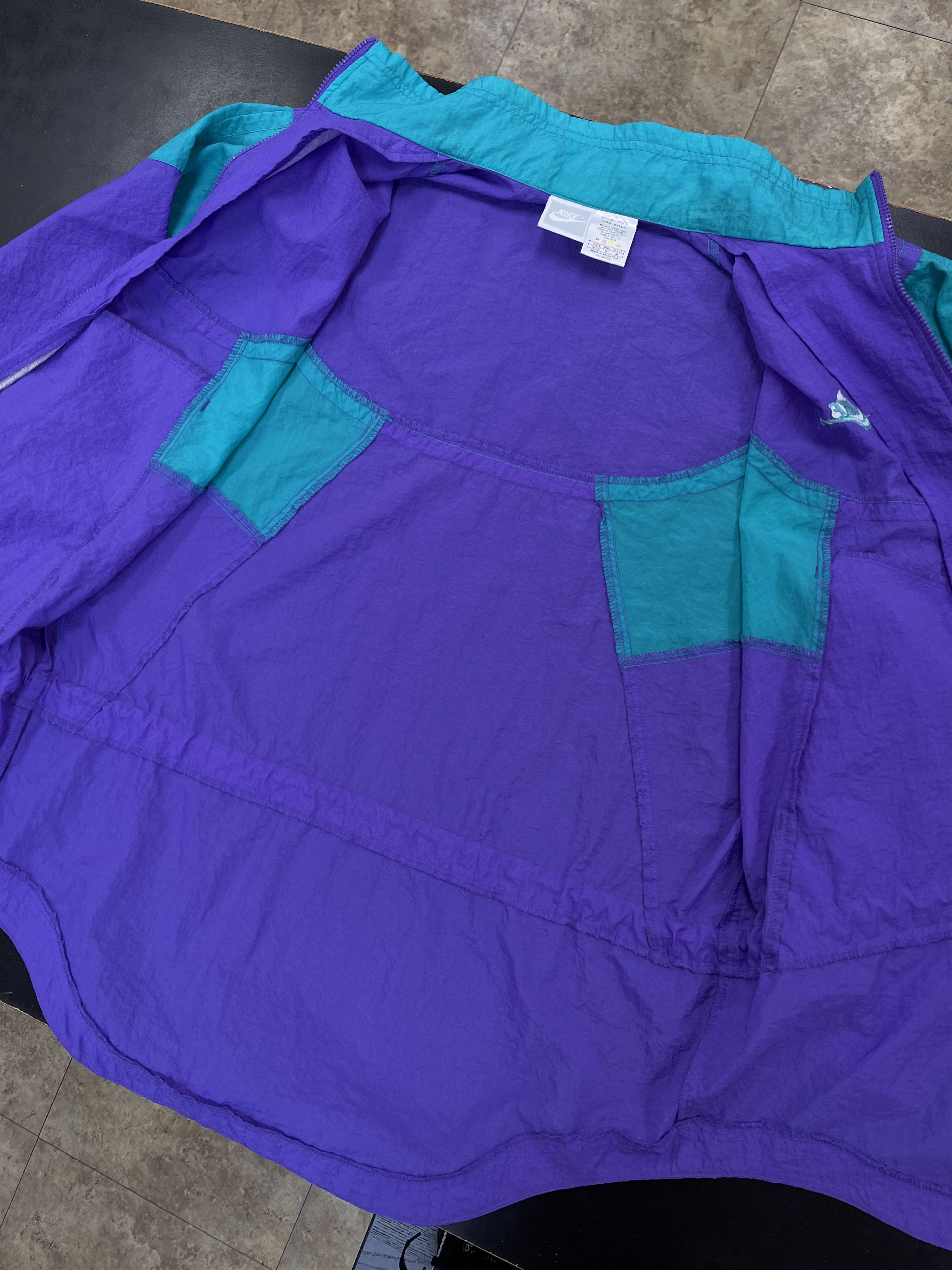 Nike Nike Vintage Women’s Windbreaker Jacket Purple Size M / US 6-8 / IT 42-44 - 4 Thumbnail
