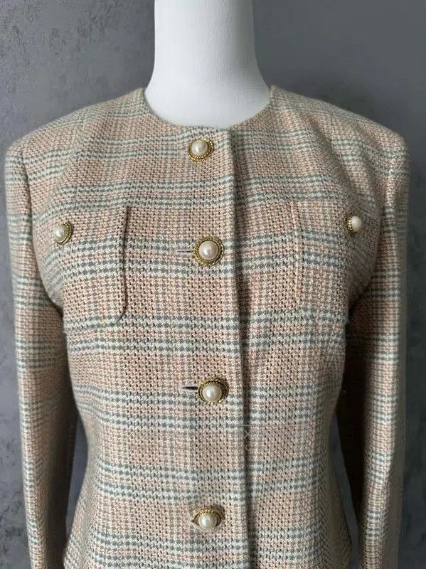 Burberry Burberry Color-Block Wool Blend Mid-Length Coat. Size L / US 10 / IT 46 - 3 Thumbnail