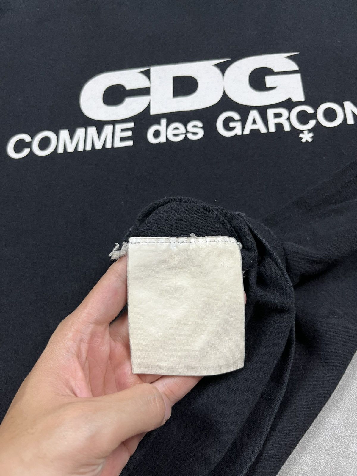 Comme des Garcons Comme Des Garcons big logo tee Size US M / EU 48-50 / 2 - 7 Thumbnail