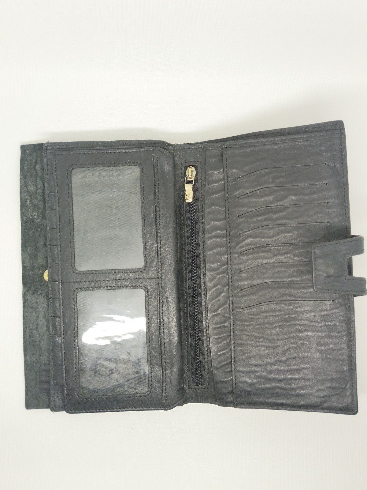 Louis Vuitton Louis Vuitton Vintage Black Calfskin Long Wallet Button Zip Size ONE SIZE - 4 Thumbnail