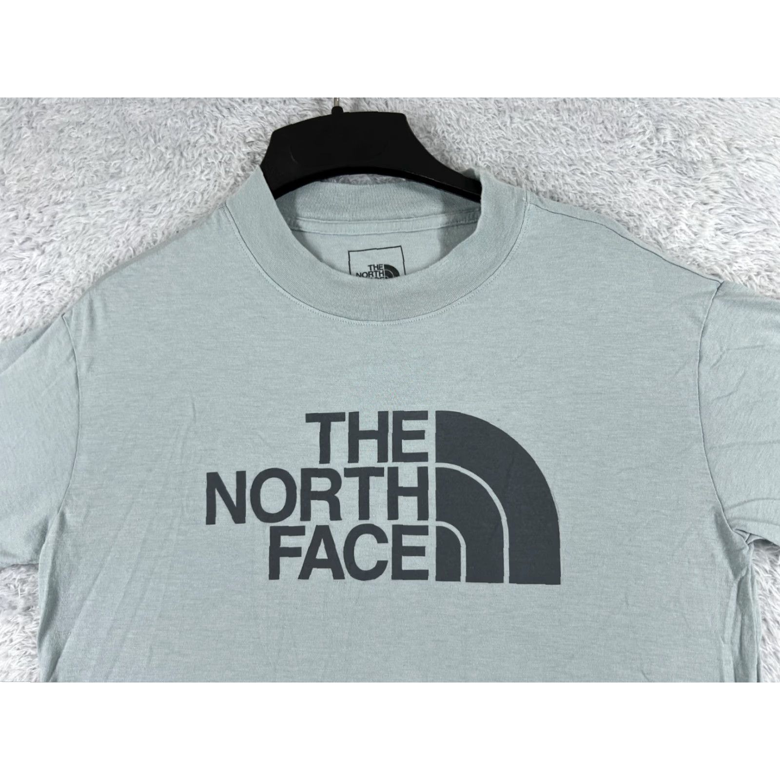 The North Face The North Face Women's Short Sleeve T-Shirt Gray Cropped Cotton-Blend 90s Outdoor Casual Small Size S / US 4 / IT 40 - 4 Thumbnail