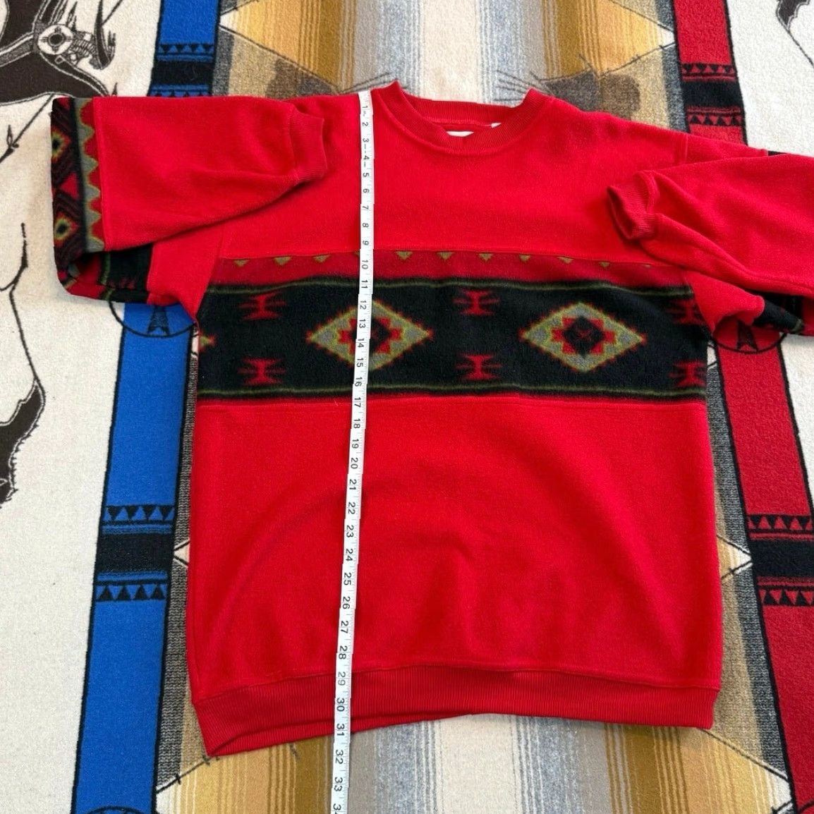 Bugle Boy VINTAGE Bugle Boy Sweatshirt Aztec Pattern Crew Neck Fleece Sweatshirt Size L Men 90s Red Size US L / EU 52-54 / 3 - 7 Thumbnail