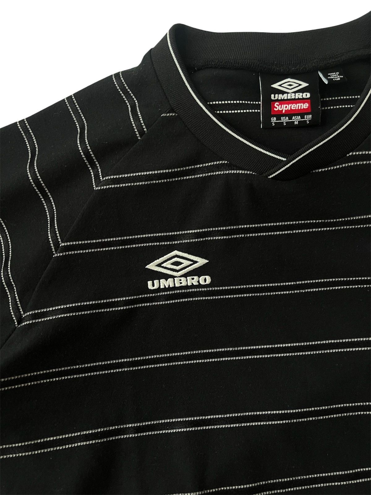 Supreme × Umbro Supreme Umbro Stripe Soccer Jersey | Grailed
