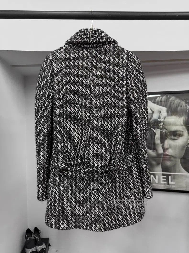 Chanel Chanel Black and white sequin tweed lapel double-breasted Size XS / US 0-2 / IT 36-38 - 3 Thumbnail