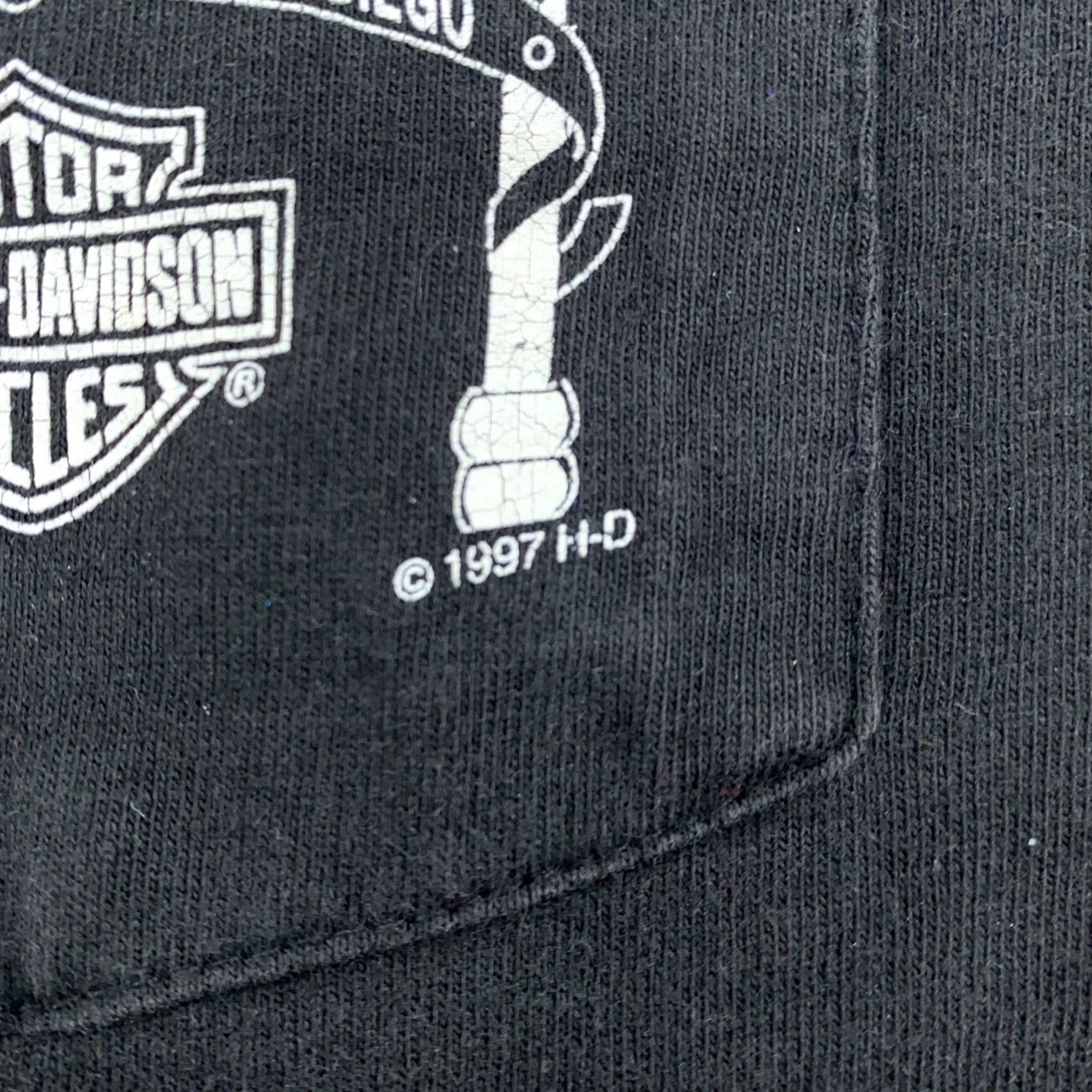 Harley Davidson VINTAGE Harley-Davidson T-Shirt XL Black Men 90s Biker Motorcycle San Diego California Pocket Crew Neck Short Sleeve Double-Sided 80s 90s Shirt Mens Size US XL / EU 56 / 4 - 5 Thumbnail