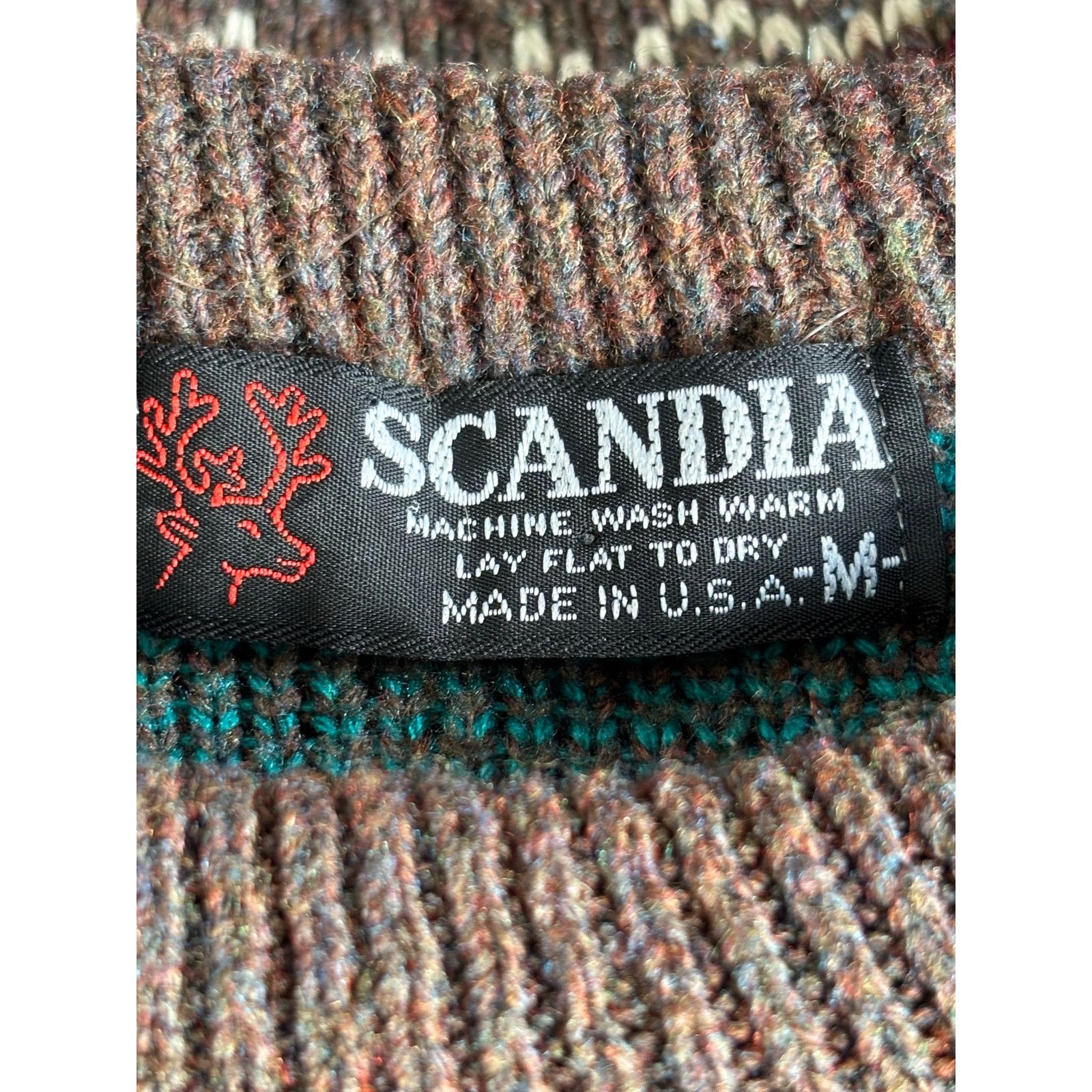 Vintage Vintage Scandia Brown Fair Isle Crewneck Sweater USA Made Size US M / EU 48-50 / 2 - 7 Thumbnail