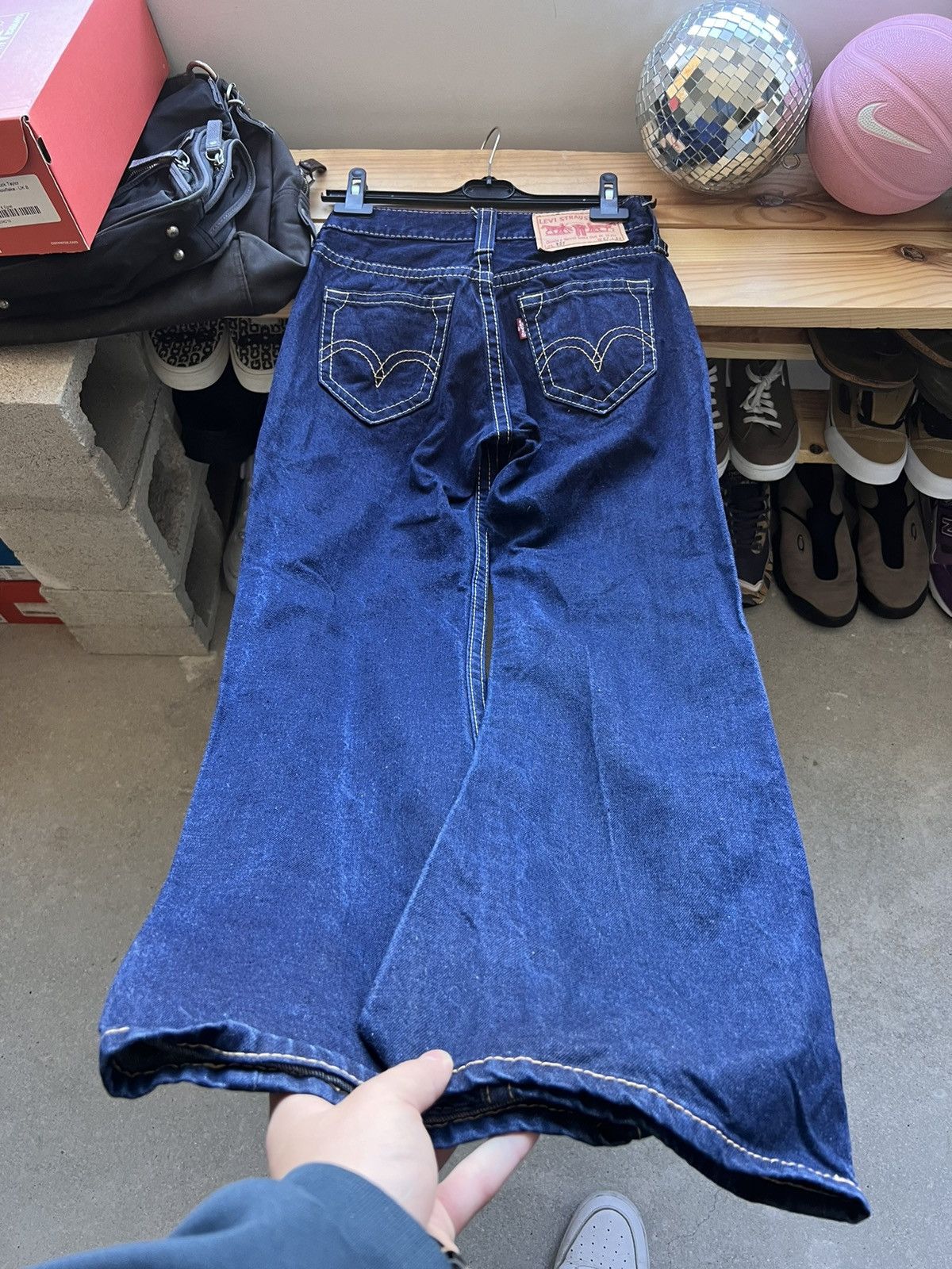If Six Was Nine × Le Grande Bleu (L.G.B.) × Levi's Vintage Levi’s 927 Lot Bootcut Jeans W27 Size 27" / US 4 / IT 40 - 3 Thumbnail
