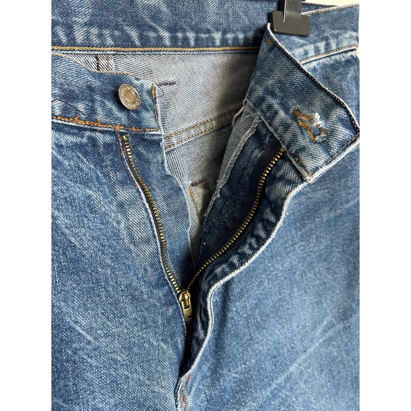 Levi's Levi's 501 W36 L32 - Distressed Vintage Jeans - Cropped Hem Size US 36 / EU 52 - 4 Thumbnail