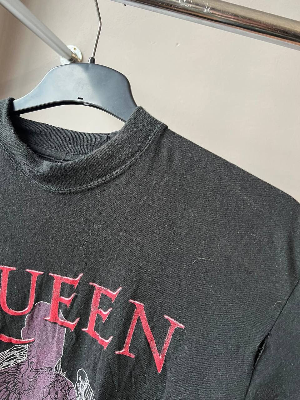 Vintage VINTAGE QUEEN ‘FREDDIE MERCURY CROWN’ ROCK BAND T SHIRT SZ M Size US M / EU 48-50 / 2 - 8 Thumbnail