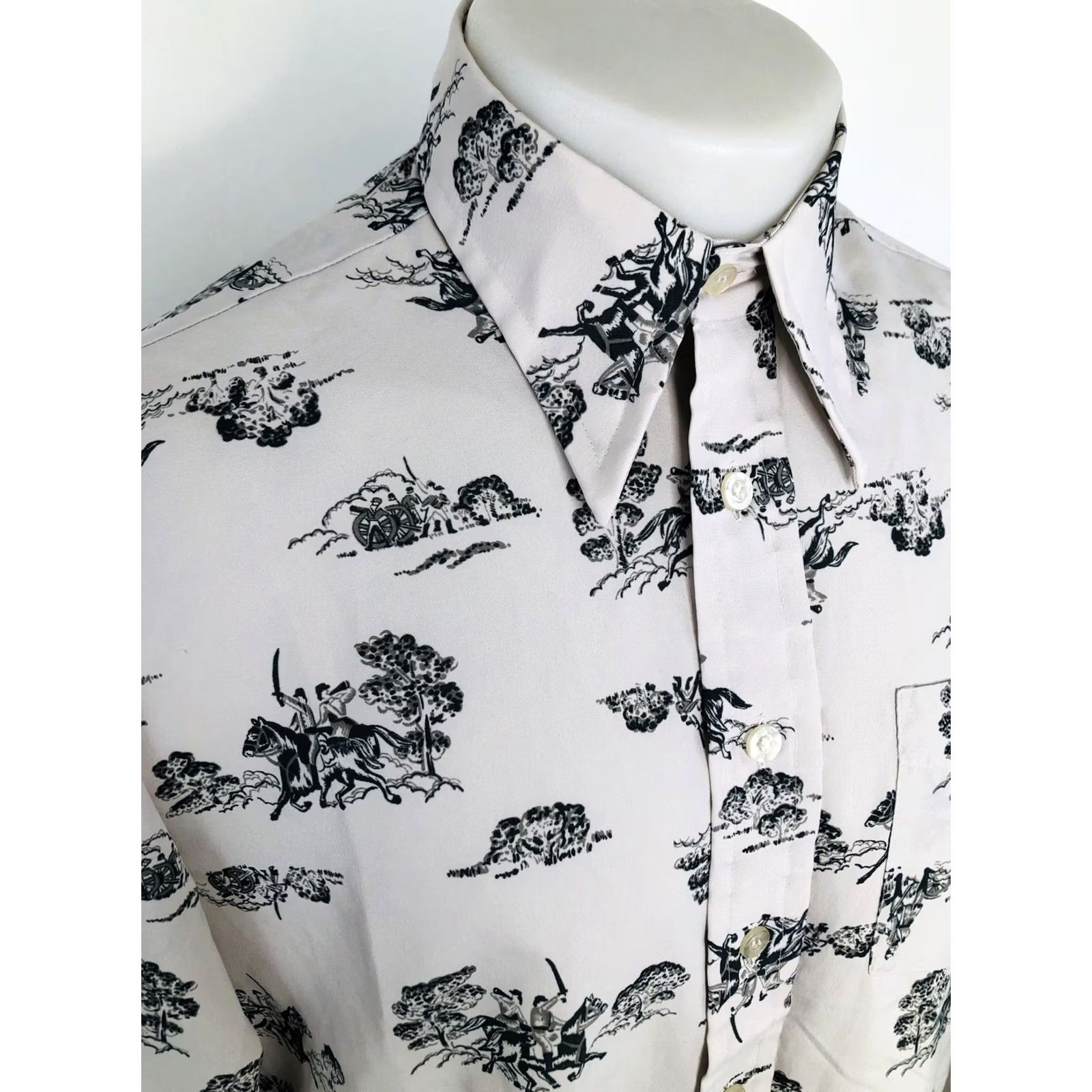 Vintage VINTAGE Civil War BATTLE SOLDIERS Ultima Military Shirt Lg. Button-Up 60s Men Gray Long Sleeve Soldier Theme Mens Size US L / EU 52-54 / 3 - 3 Thumbnail