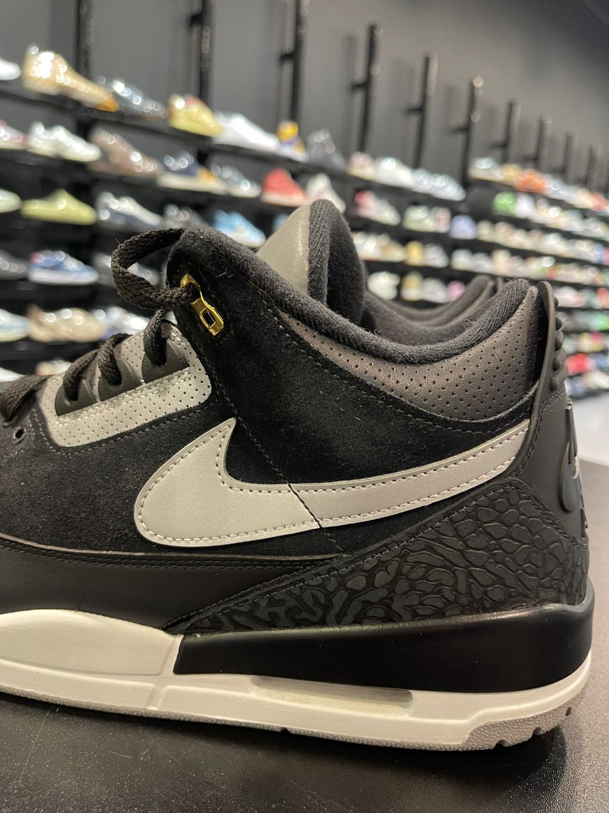 Jordan Brand Size 13 - Jordan 3 Retro Tinker Black Cement Gold Size US 13 / EU 46 - 5 Thumbnail