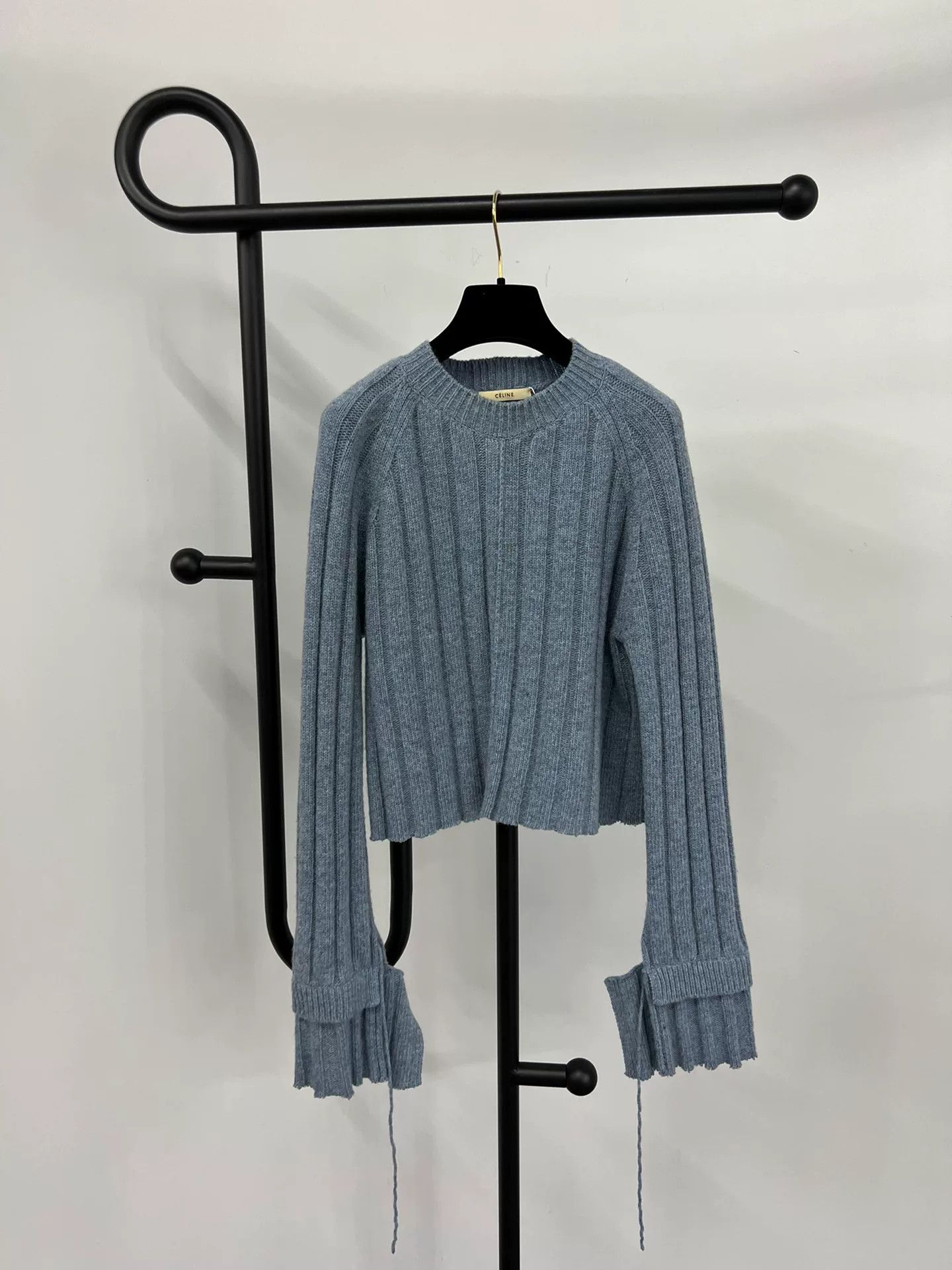 Celine Old Celine Blue-Gray Wool Frayed Sweater Size XS / US 0-2 / IT 36-38 - 1 Thumbnail
