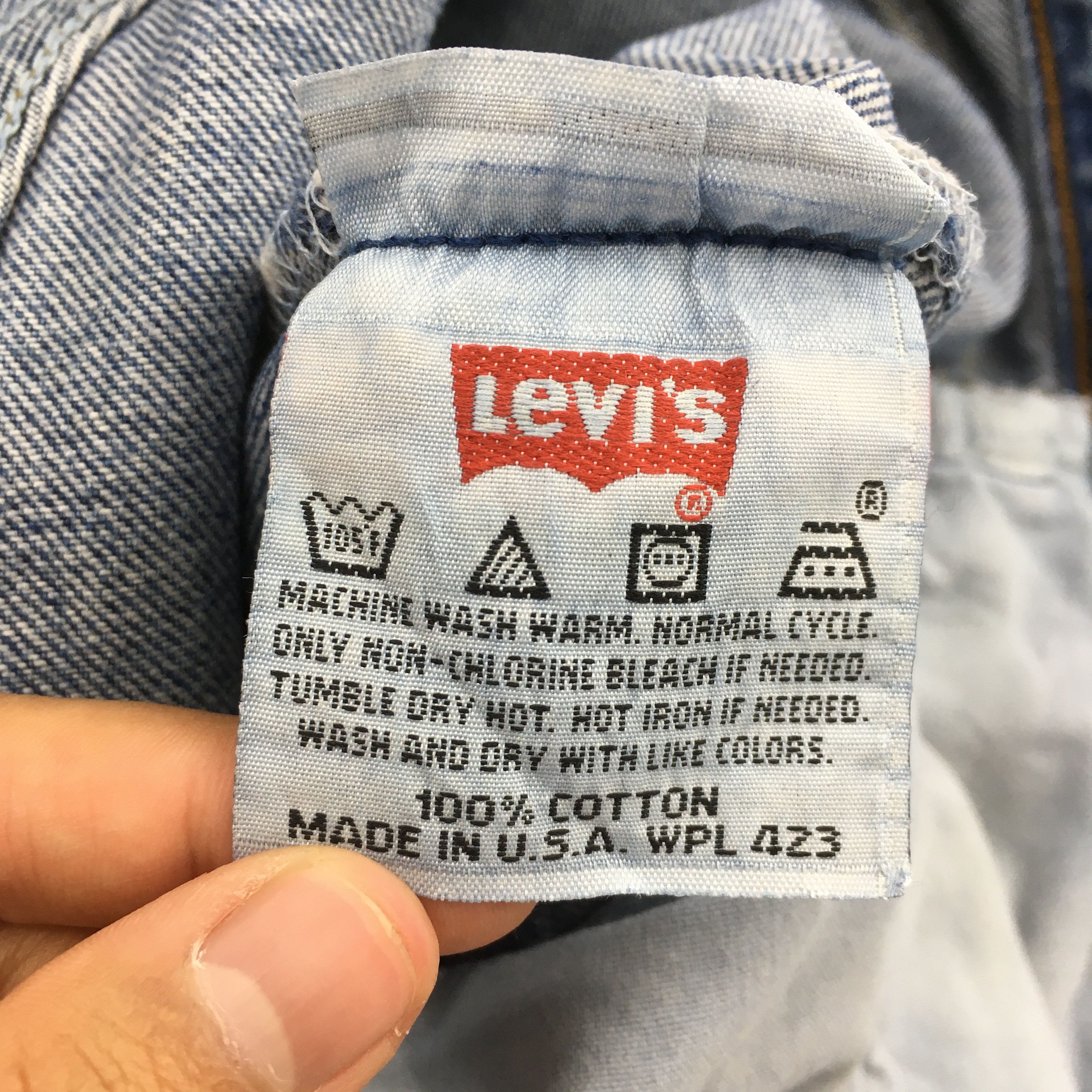 Levi's Size 31x28.5 Vintage 90s Levi's 501 Faded Blue Jeans S283 Size US 31 - 13 Thumbnail