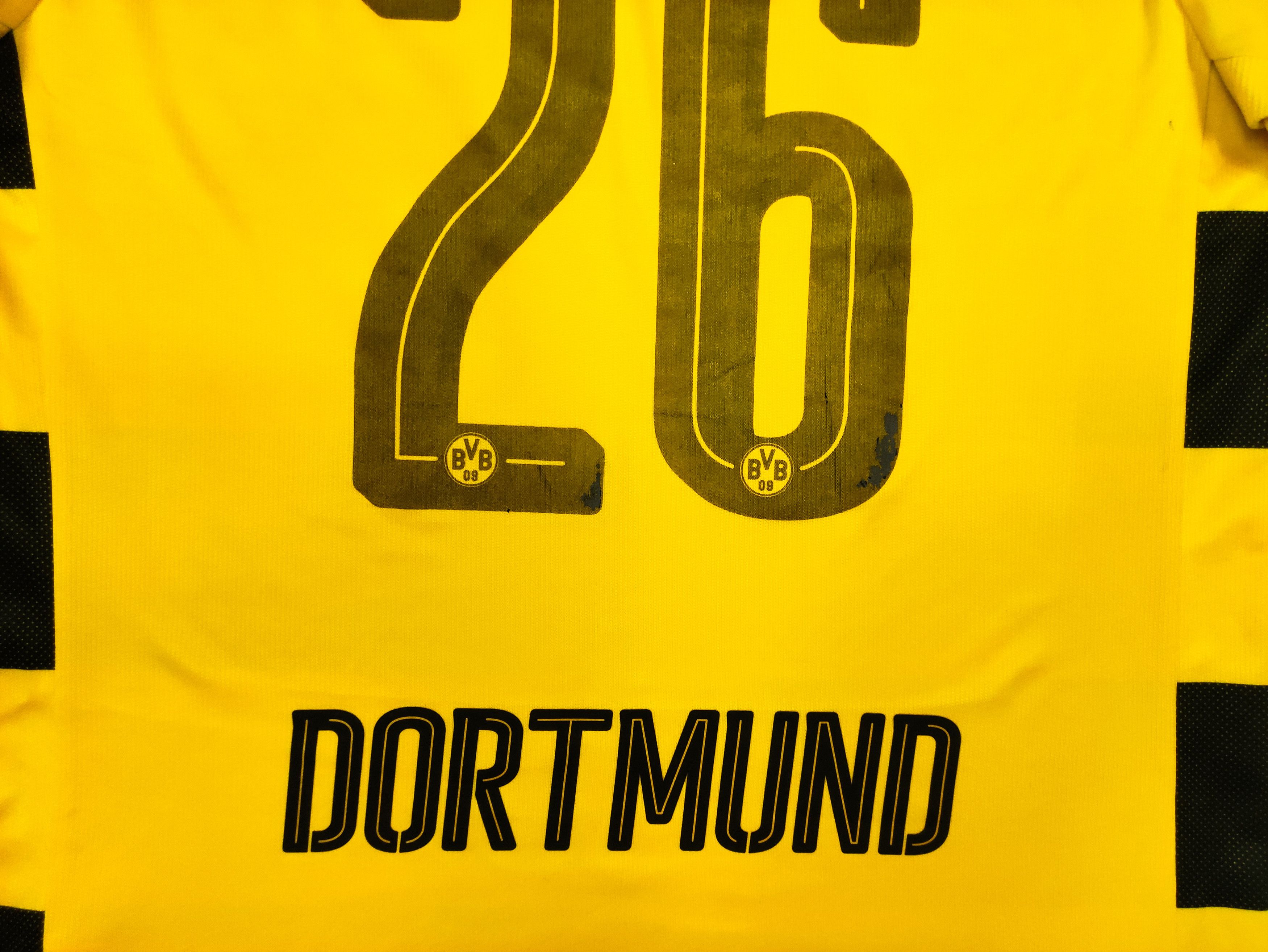 Puma Piszczek #26 Borussia Dortmund 2017 2018 Puma Home Shirt Size US L / EU 52-54 / 3 - 6 Thumbnail