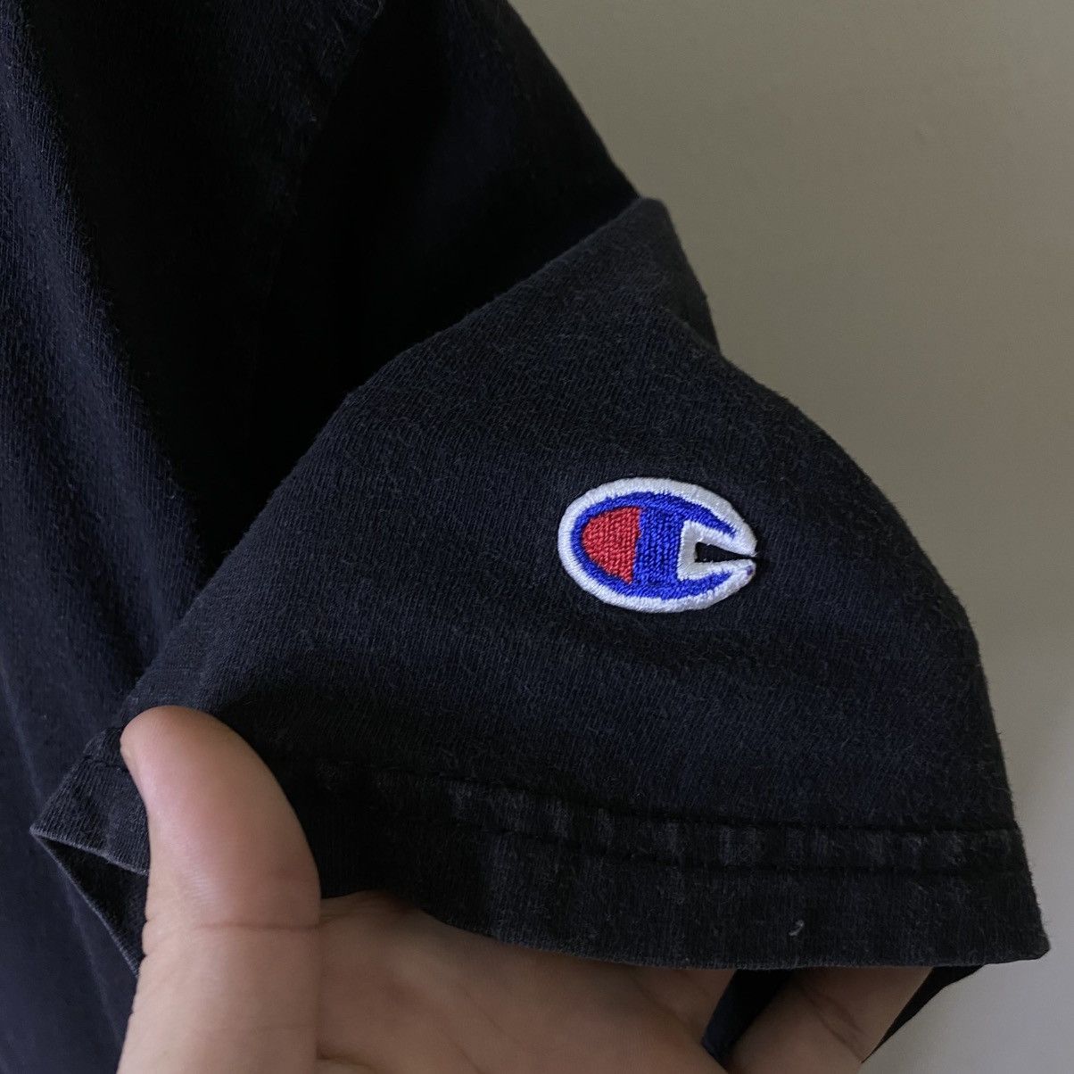 Champion 1990s Champion Faded Black Blank T Shirt Size US XL / EU 56 / 4 - 4 Thumbnail