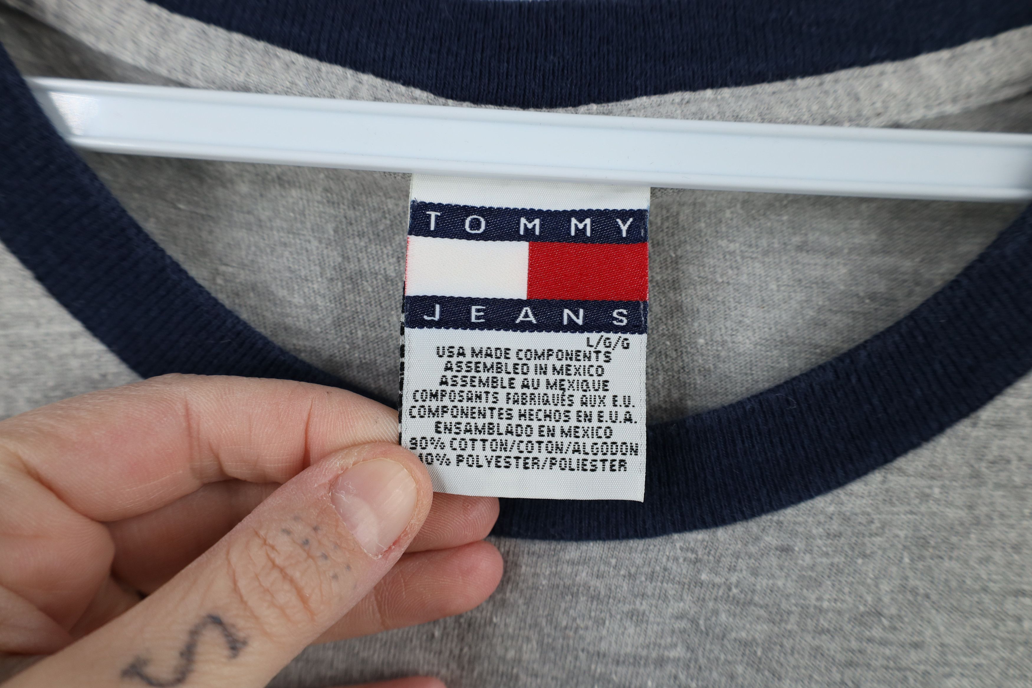Tommy Hilfiger × Vintage Vintage 90s Tommy Hilfiger Spell Out Baggy Fit T-Shirt Gray Size US L / EU 52-54 / 3 - 8 Thumbnail