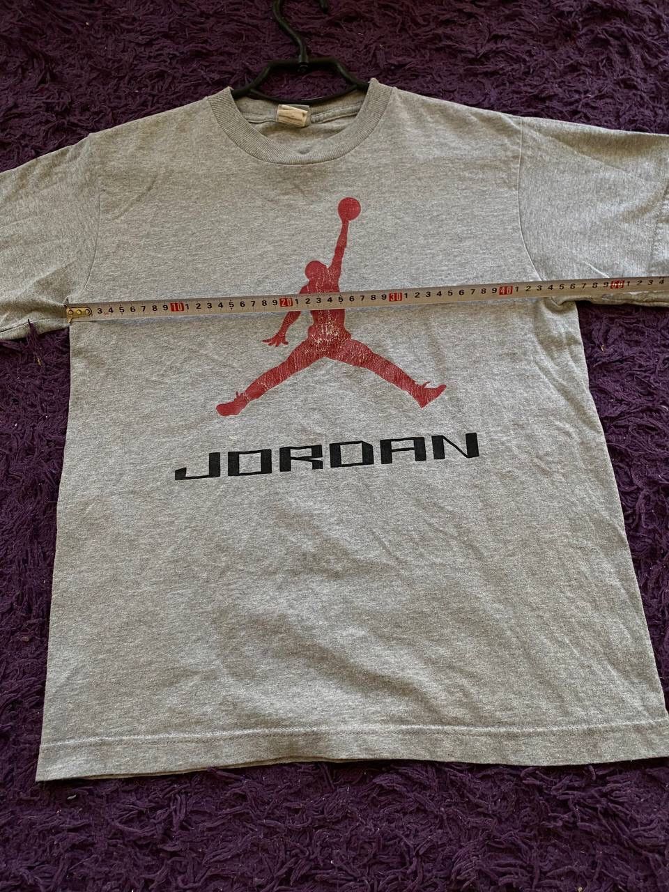 Jordan Brand Vintage Air Jordan T shirt center logo Size US L / EU 52-54 / 3 - 12 Thumbnail