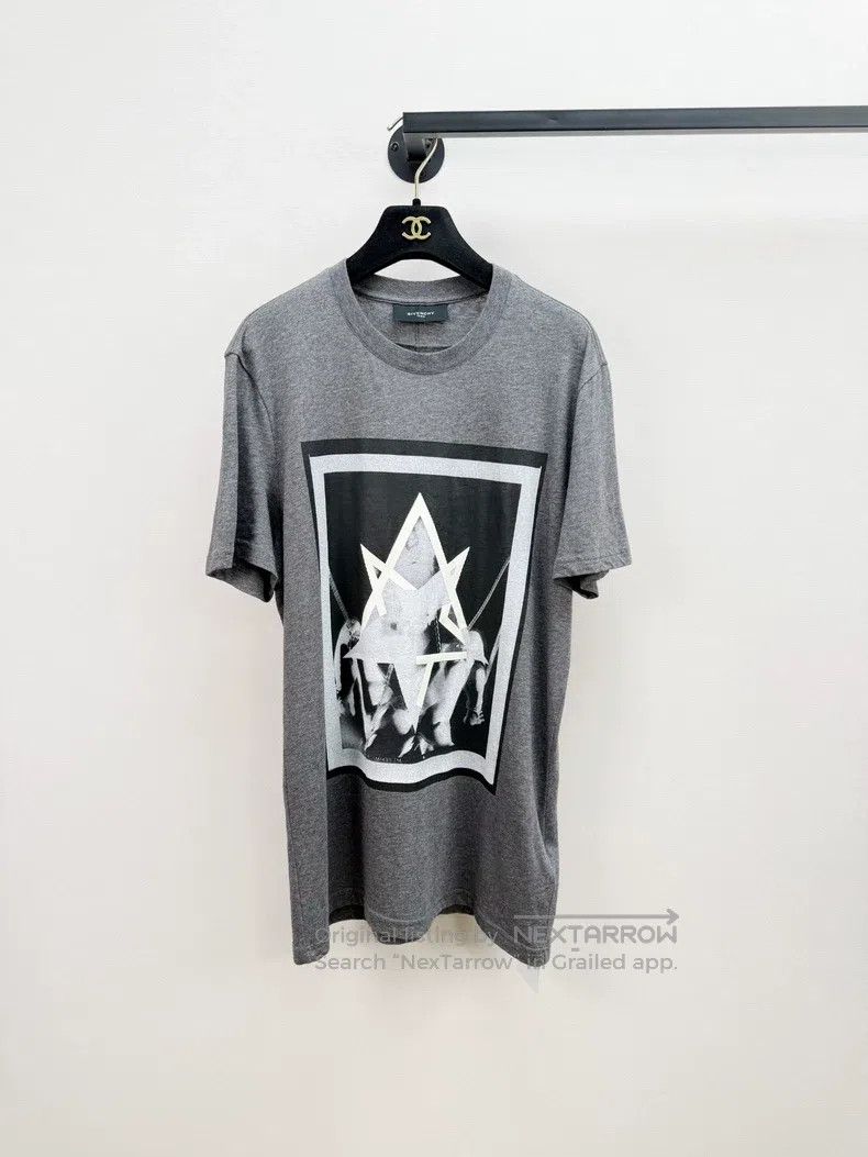 Givenchy Givenchy Short Sleeve Size US S / EU 44-46 / 1 - 1 Thumbnail
