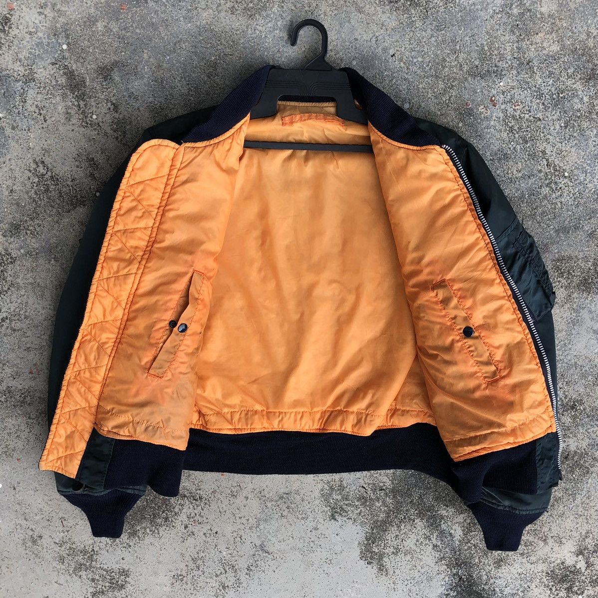 Vintage Vintage Flyers Intermediate Ma-1 Bomber Jacket Made in USA🇺🇸 Size US M / EU 48-50 / 2 - 11 Thumbnail