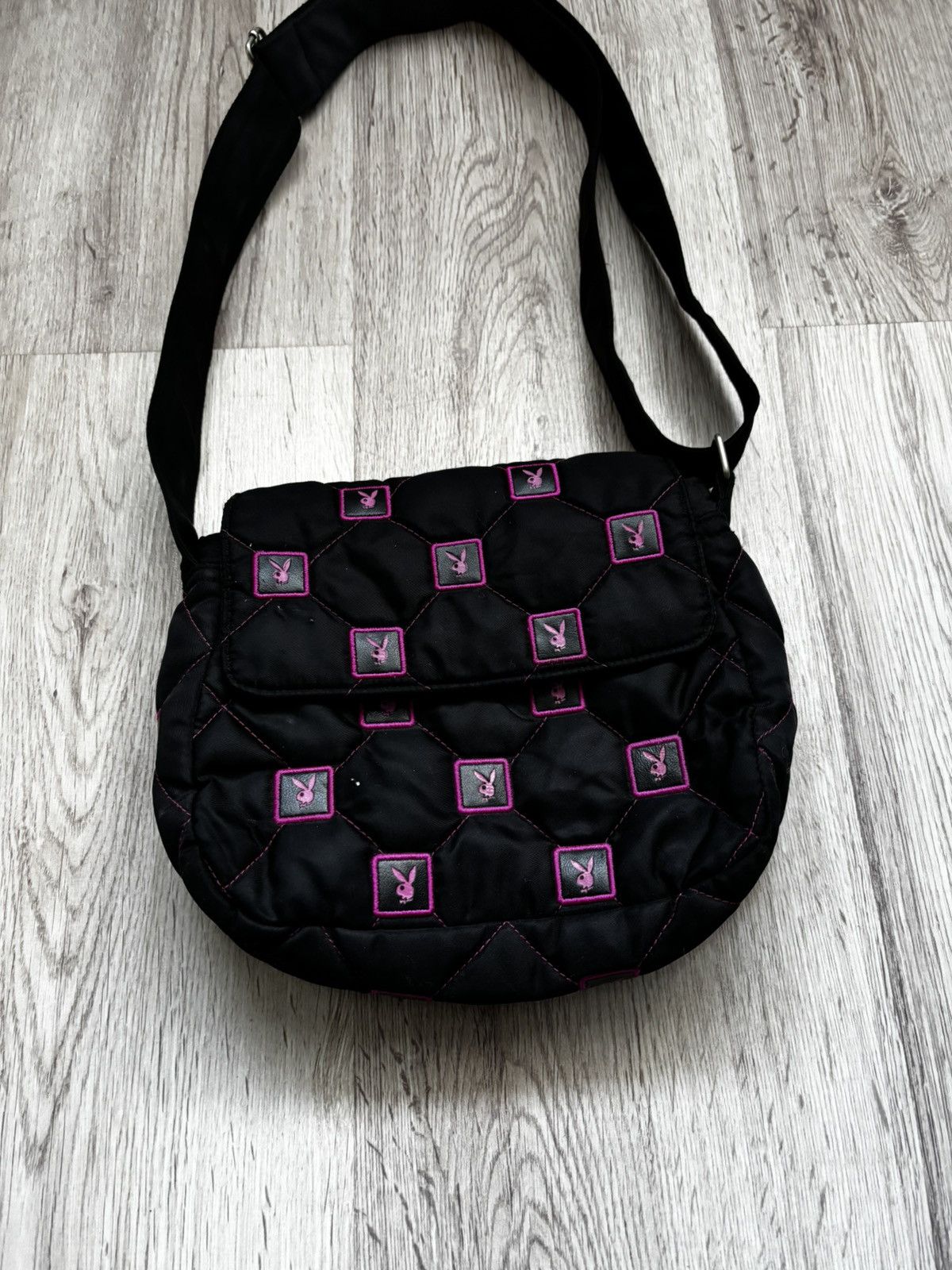 Playboy Playboy vintage mini bag Y2K rare used Size ONE SIZE - 2 Thumbnail