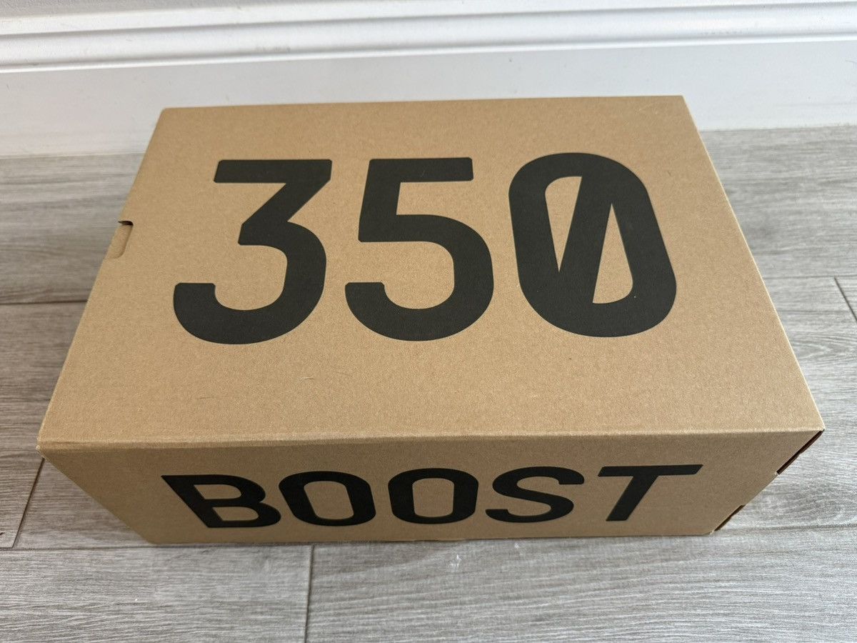 Adidas ADIDAS Yeezy Boost 350 V2 Beluga Reflective Grey Red Sz 12 Size US 12 / EU 45 - 11 Thumbnail