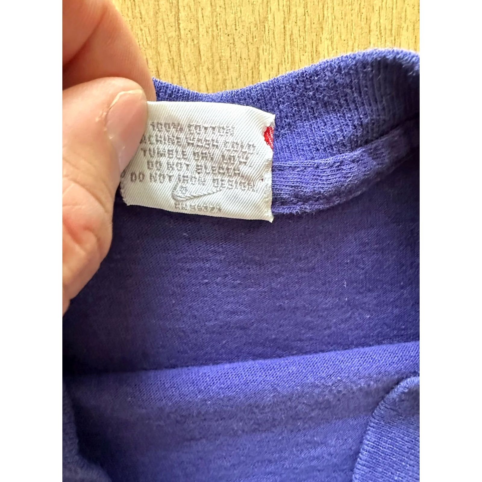Nike VINTAGE Nike Just Do It Tee Grey Purple Single Stitch Made In USA L Men 90s USA Hip Hop Sports Shirt Tag Read!! Size US L / EU 52-54 / 3 - 5 Thumbnail