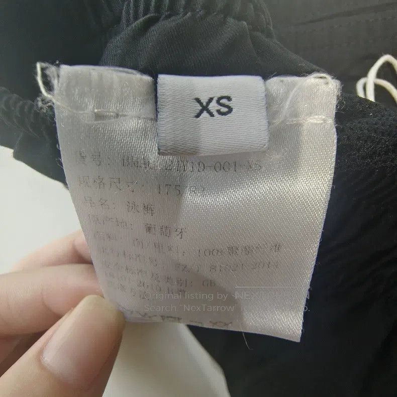 Givenchy Givenchy size XS Solid Color Women's Shorts Size 22" - 5 Thumbnail