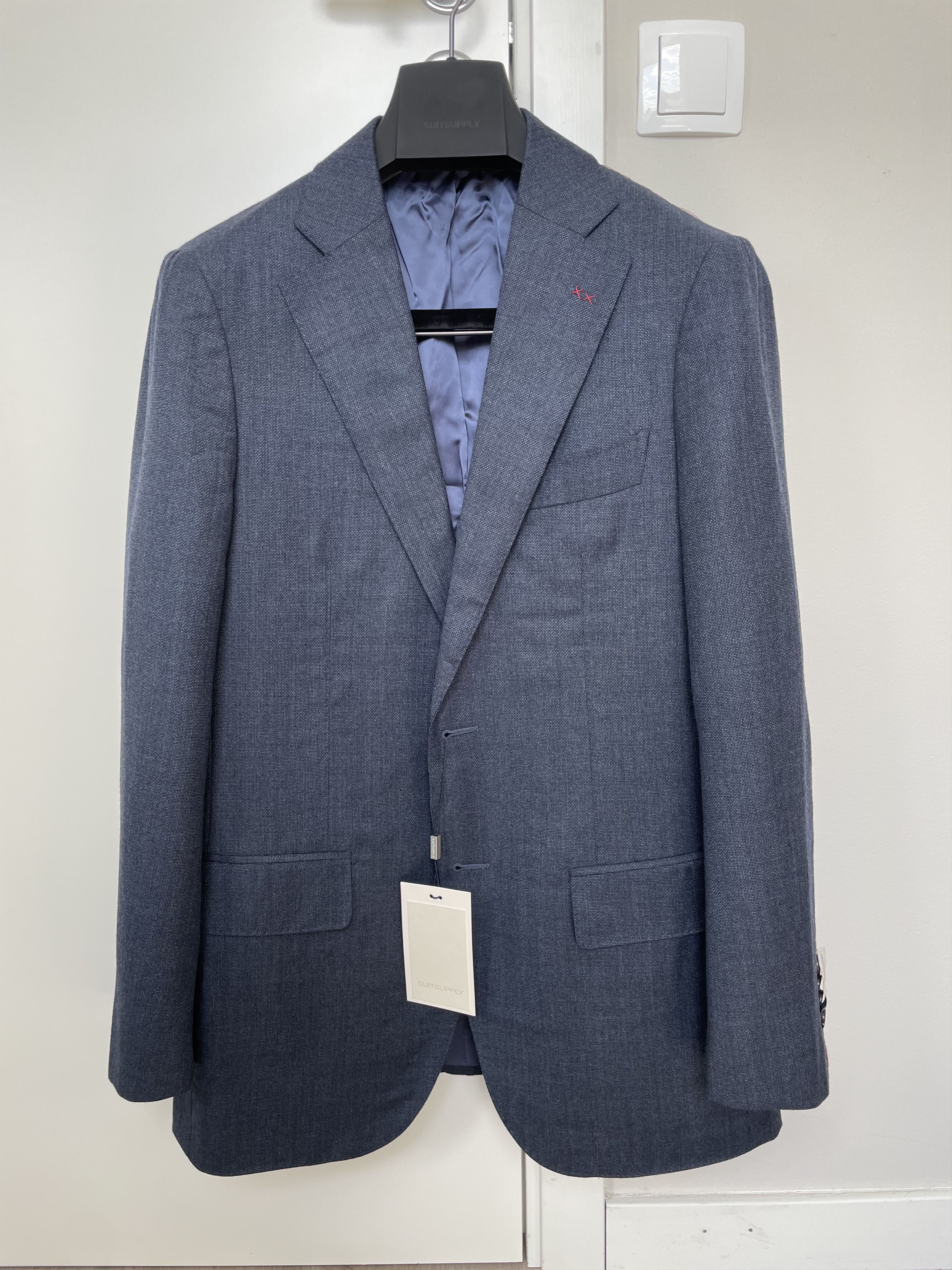 Suitsupply NWT Suitsupply navy jacket, size 38R\EU48 Size 38R - 1 Thumbnail