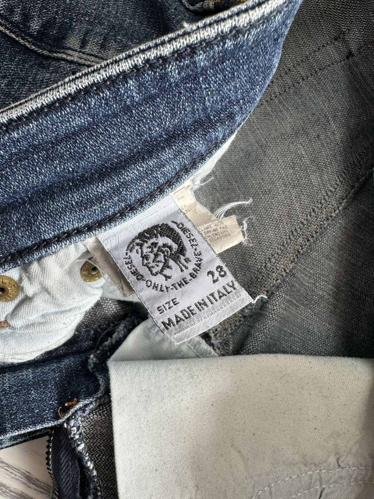 Diesel Y2K DIESEL Karab Low Rise Skinny JeansZipper Pockets size 28 Size 28" / US 6 / IT 42 - 13 Thumbnail